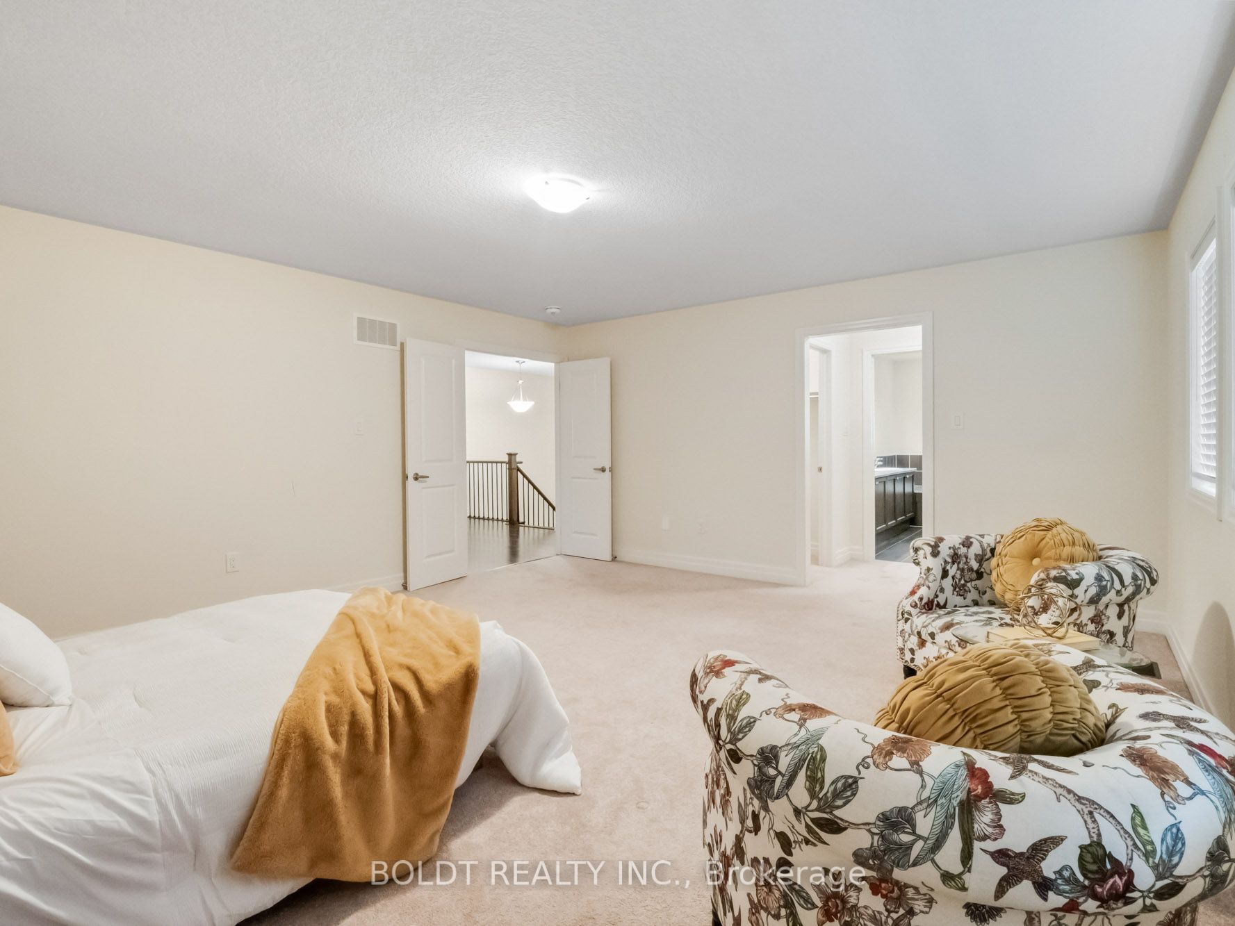 9486 Tallgrass Ave