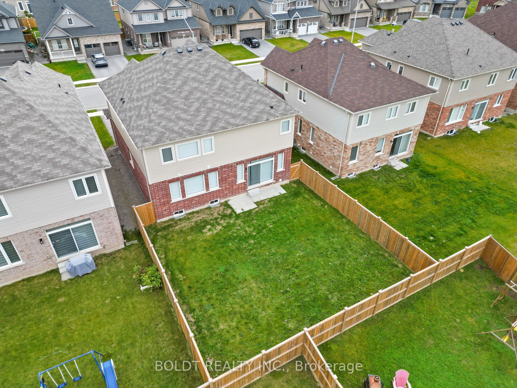 9486 Tallgrass Ave