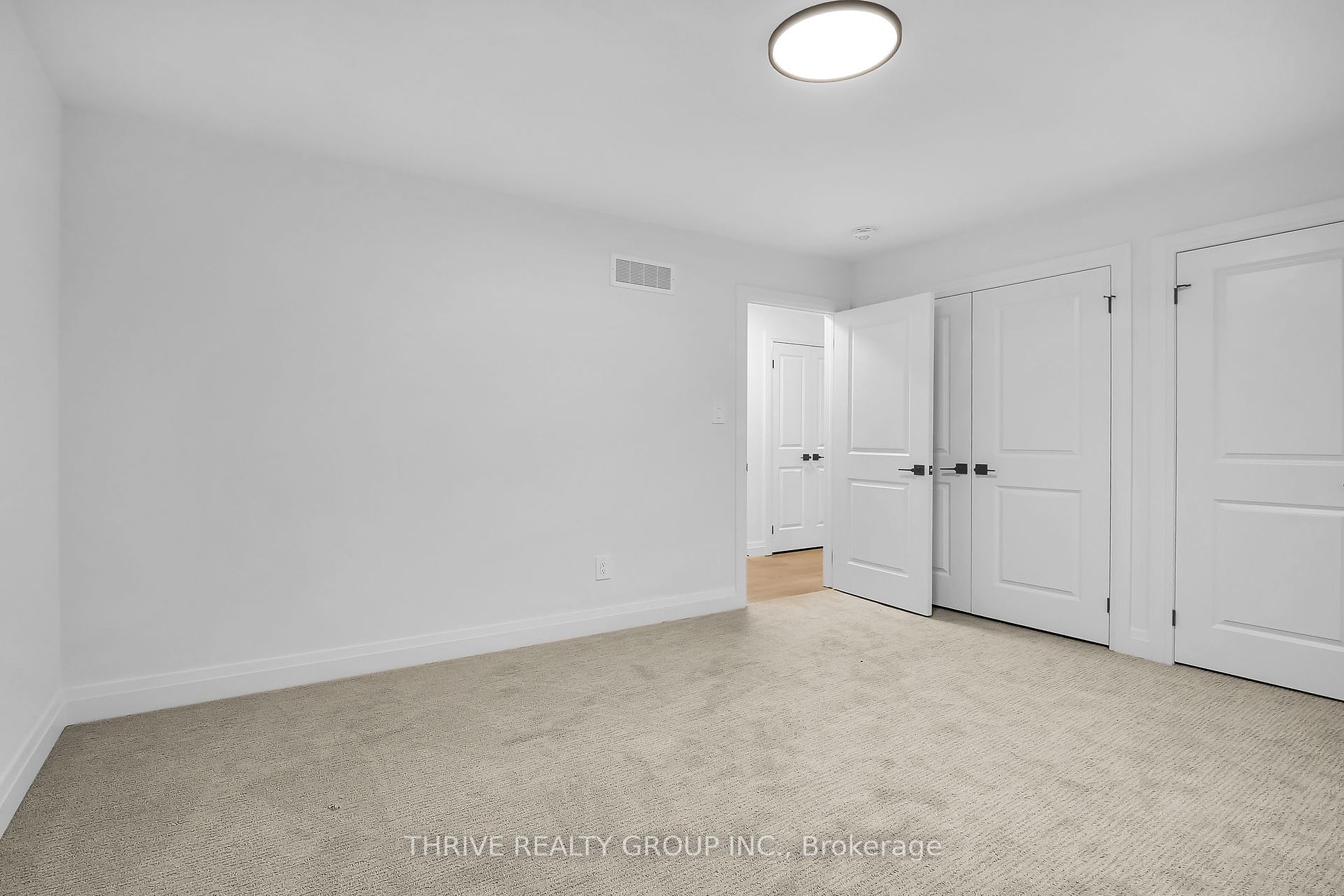 1483 Wright Cres