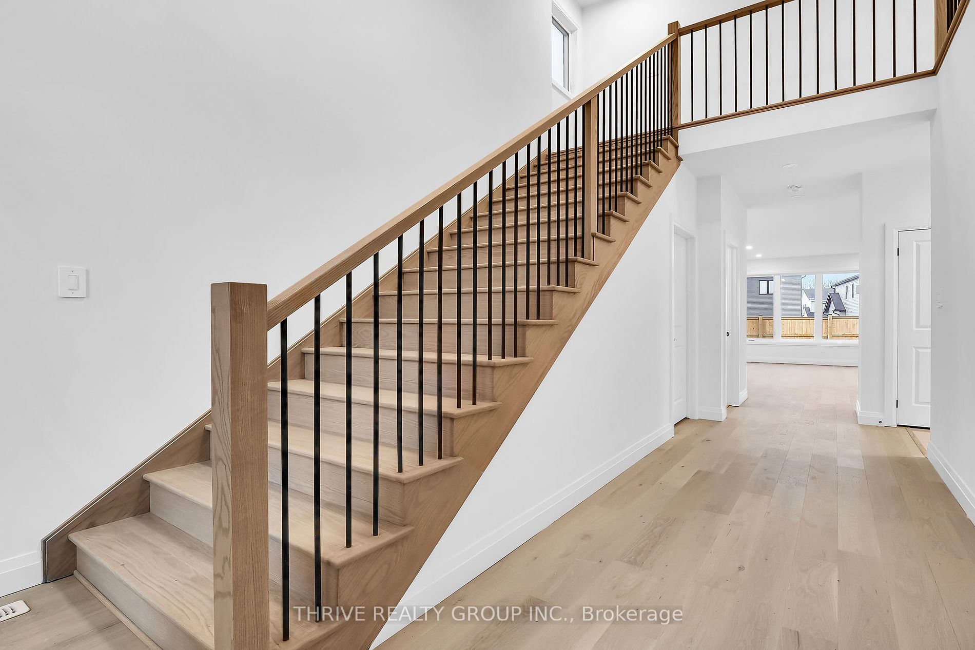 1483 Wright Cres