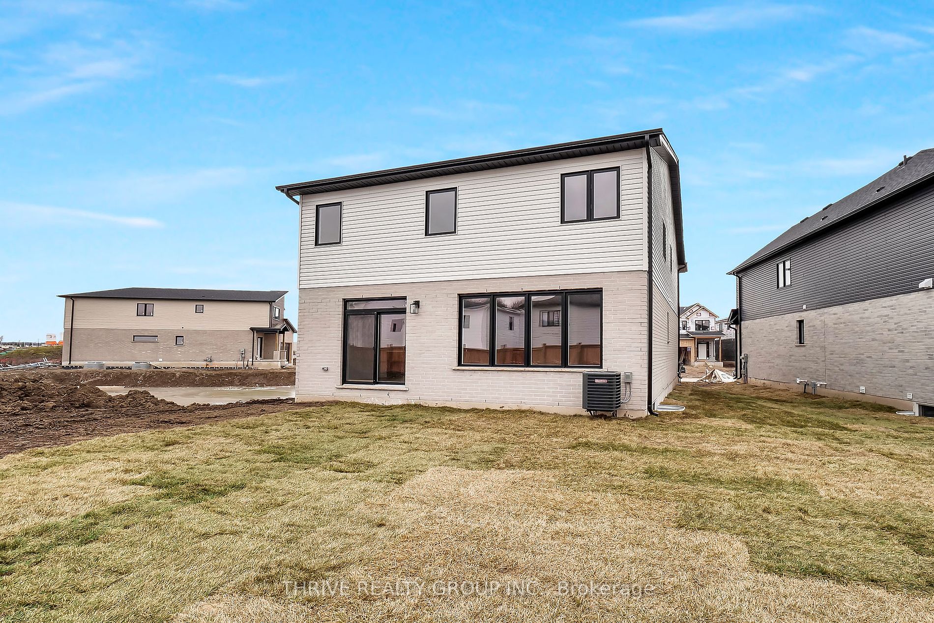 1483 Wright Cres