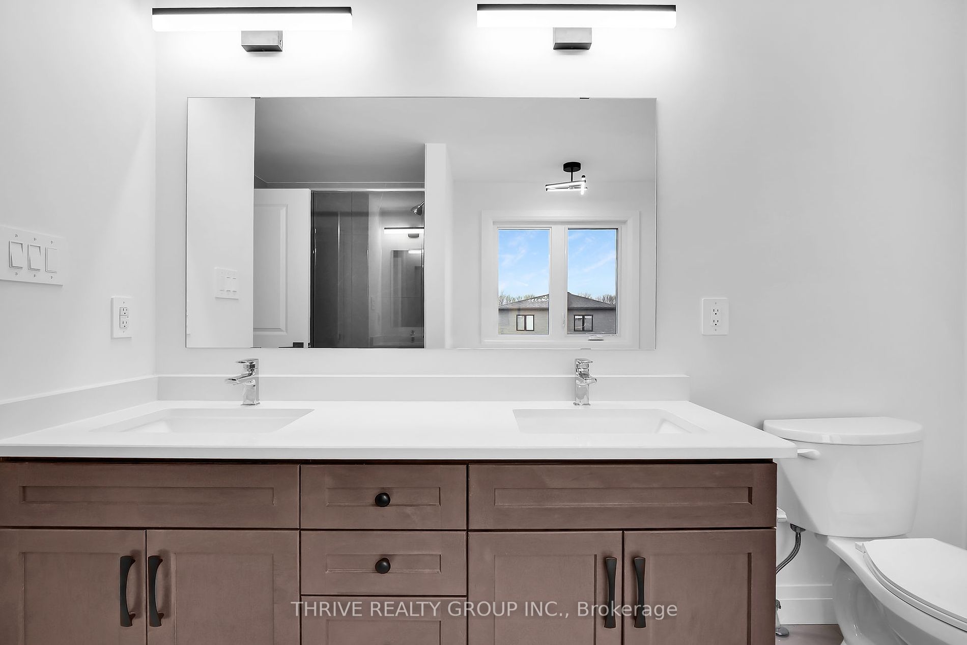 1483 Wright Cres