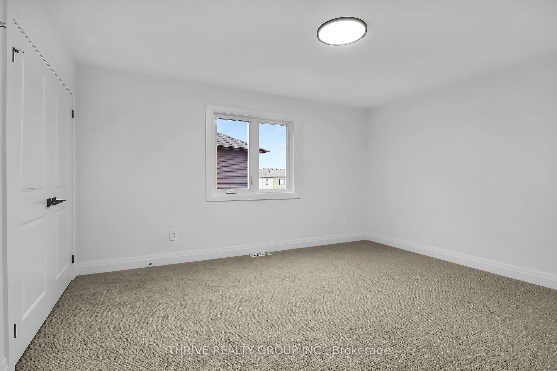 1483 Wright Cres