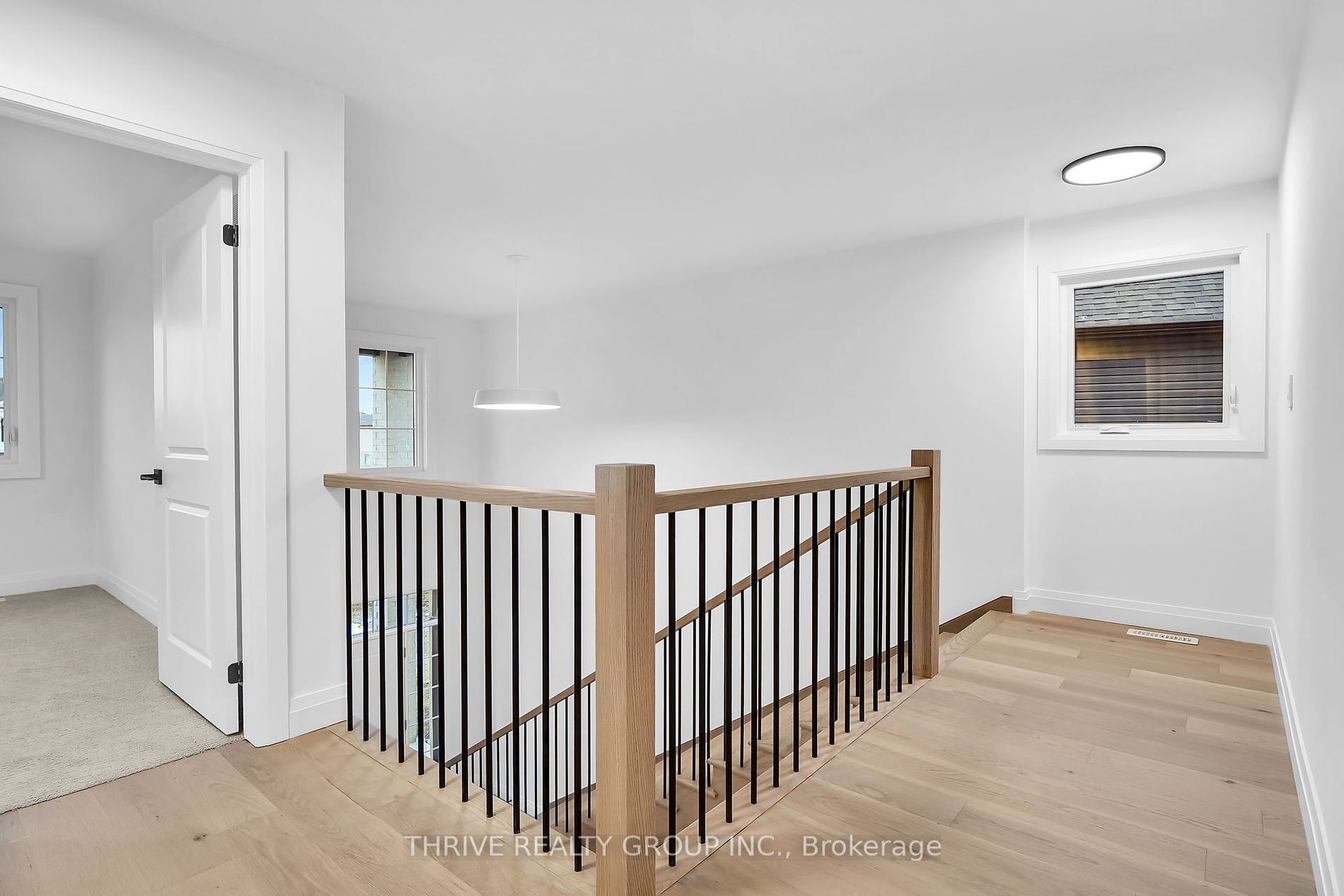 1483 Wright Cres