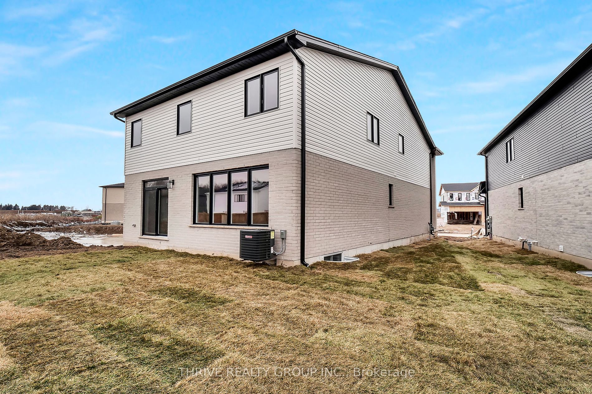 1483 Wright Cres