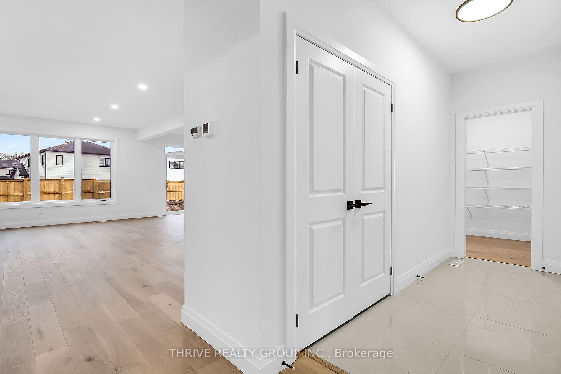 1483 Wright Cres