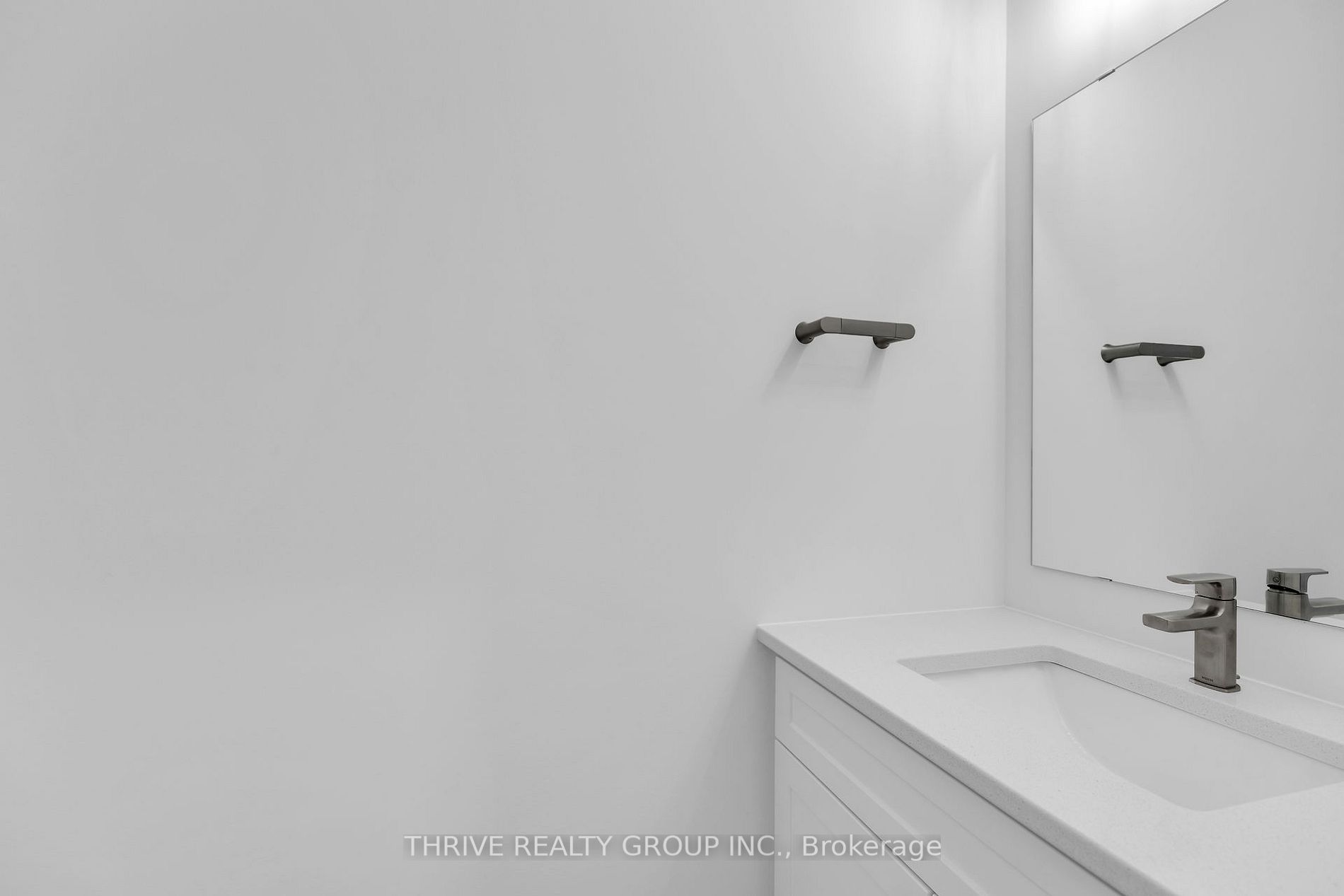 1454 Wright Cres