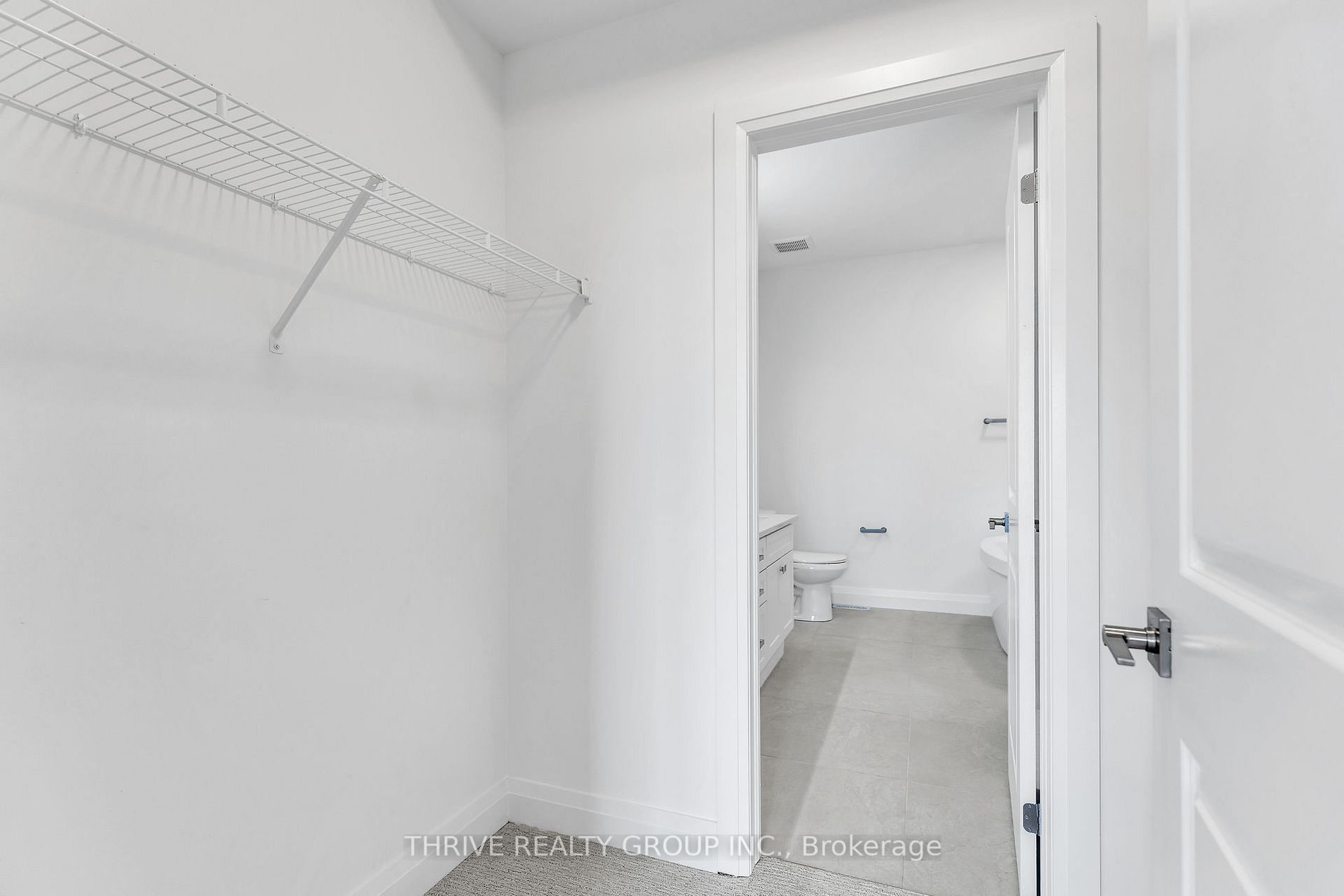 1454 Wright Cres