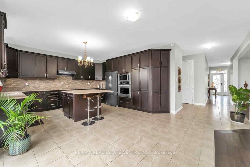 273 Seabrook Dr