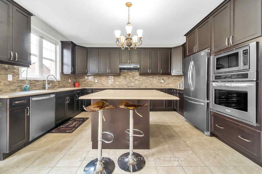 273 Seabrook Dr