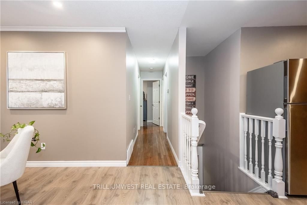 74 Dyer Crt