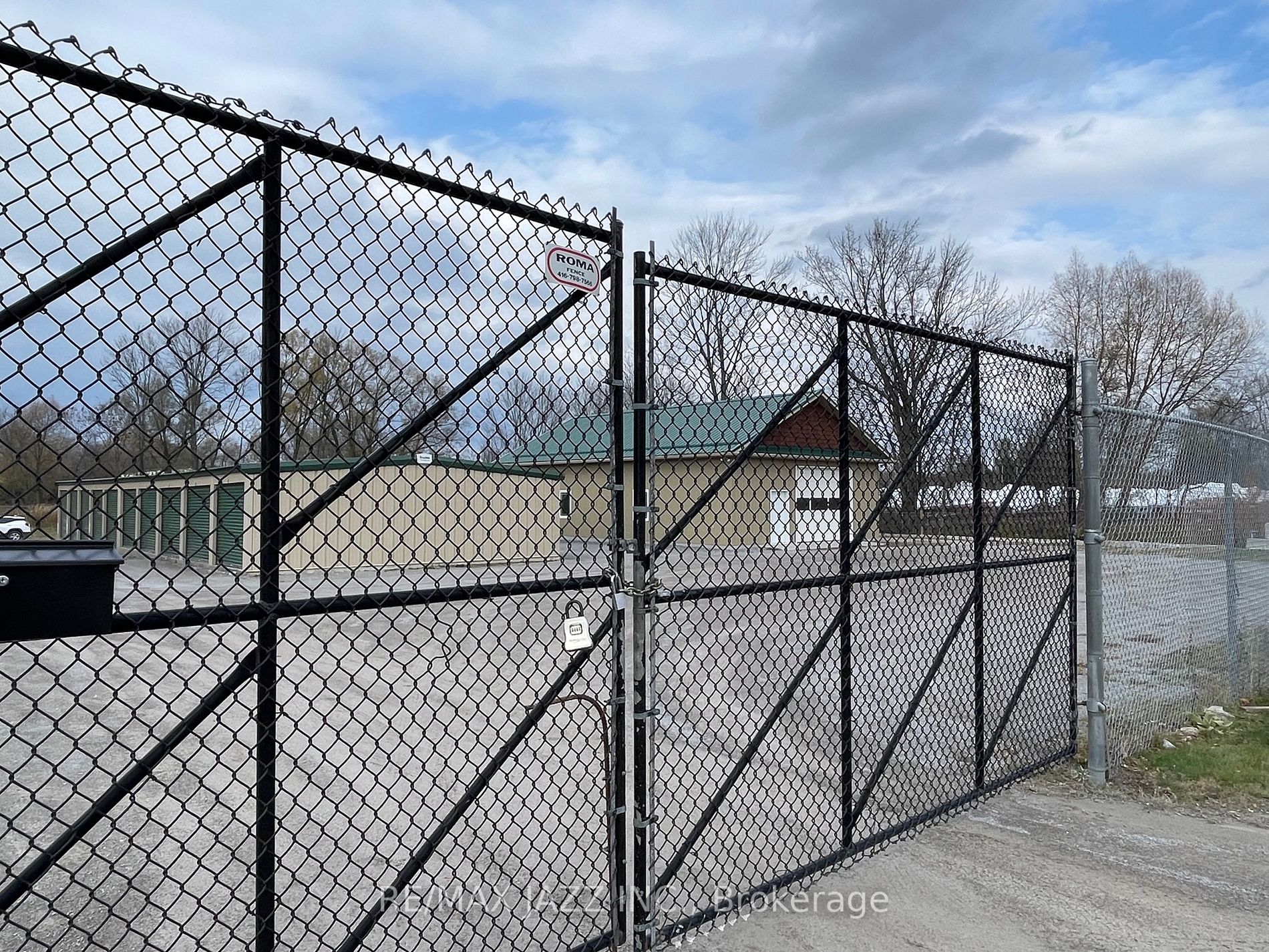 11 Wychwood Cres, #1