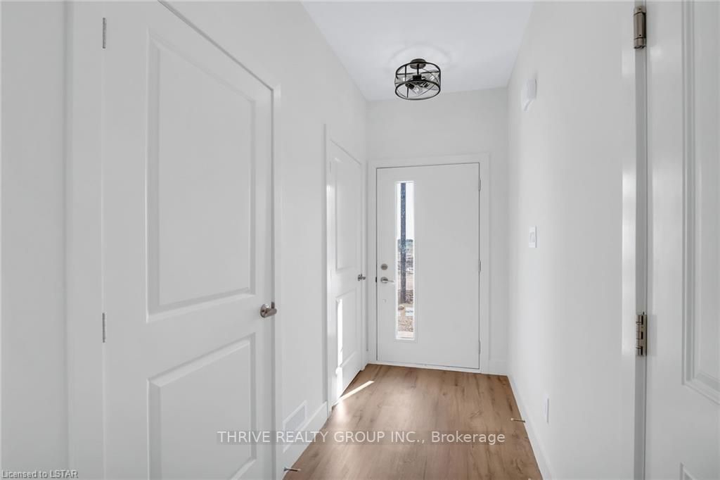 1595 Capri Cres, #40