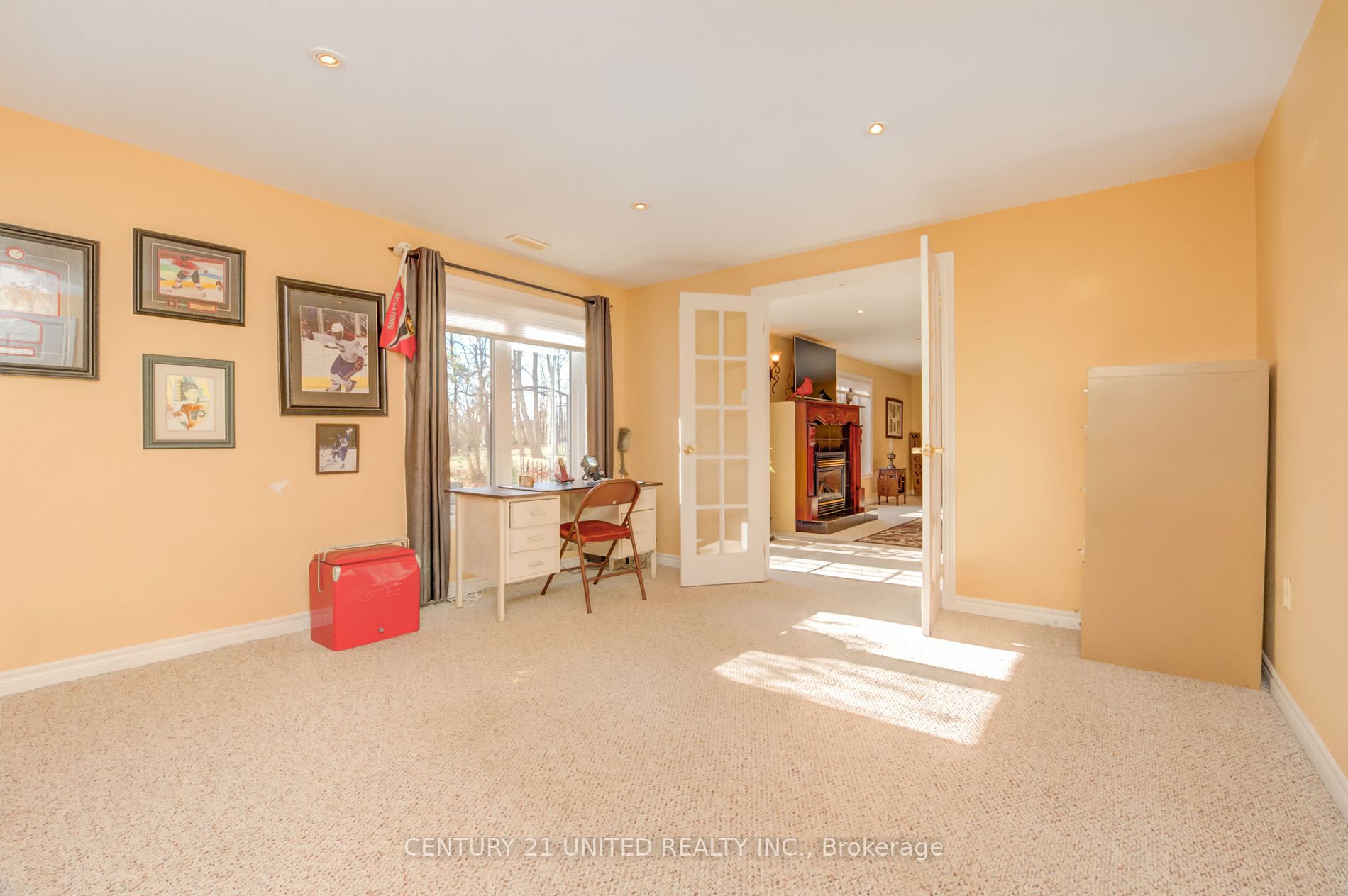 35 Applewood Dr