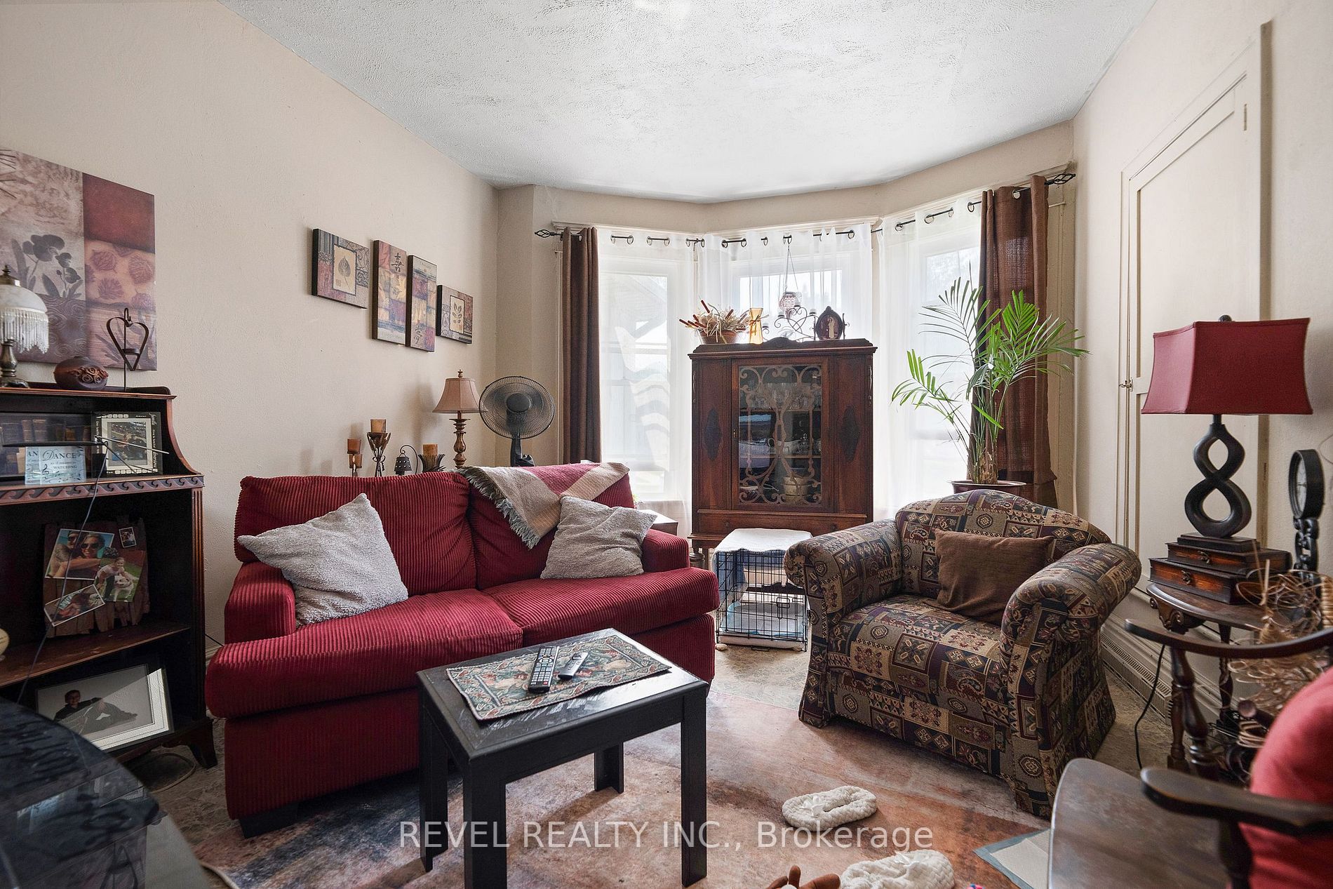 113 Maple Ave