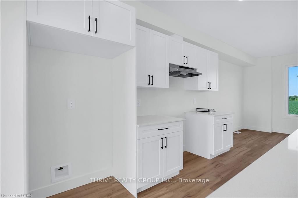 1595 Capri Cres, #48