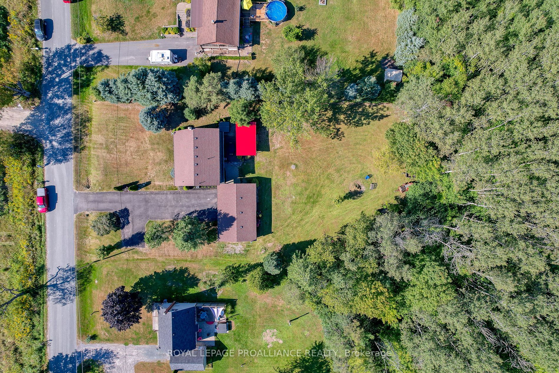 2493 Castle Hill Dr