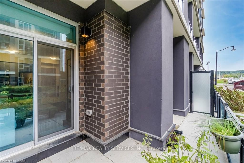 16 Concord Pl, #130