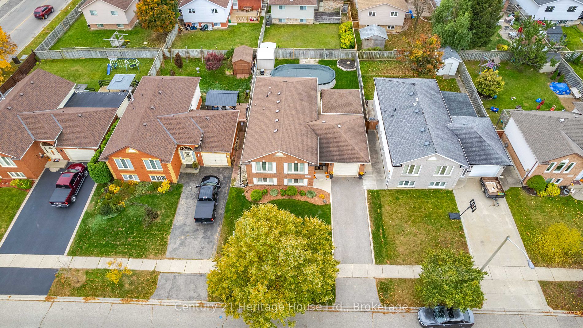 5 Maplecrest Lane