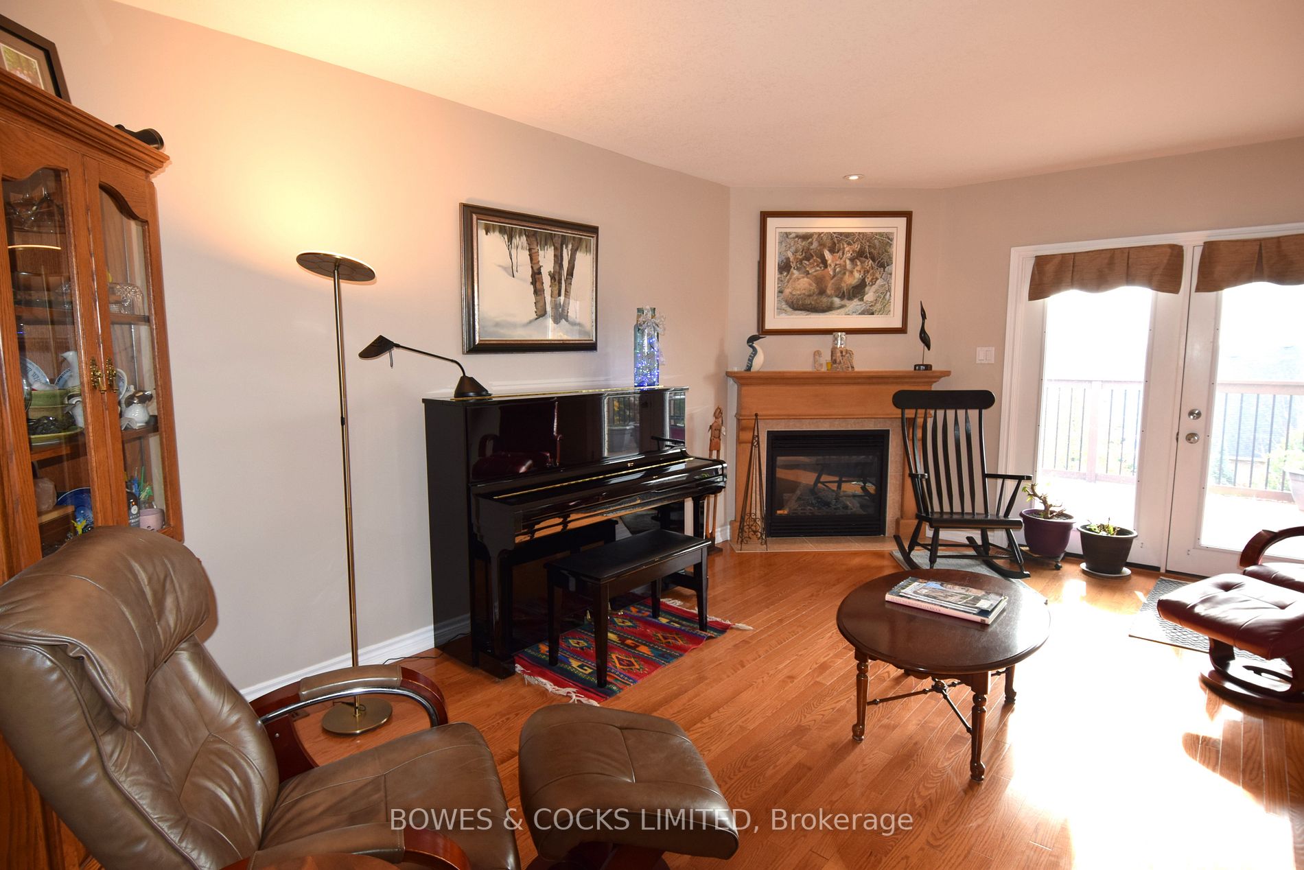120 Village Cres, #120