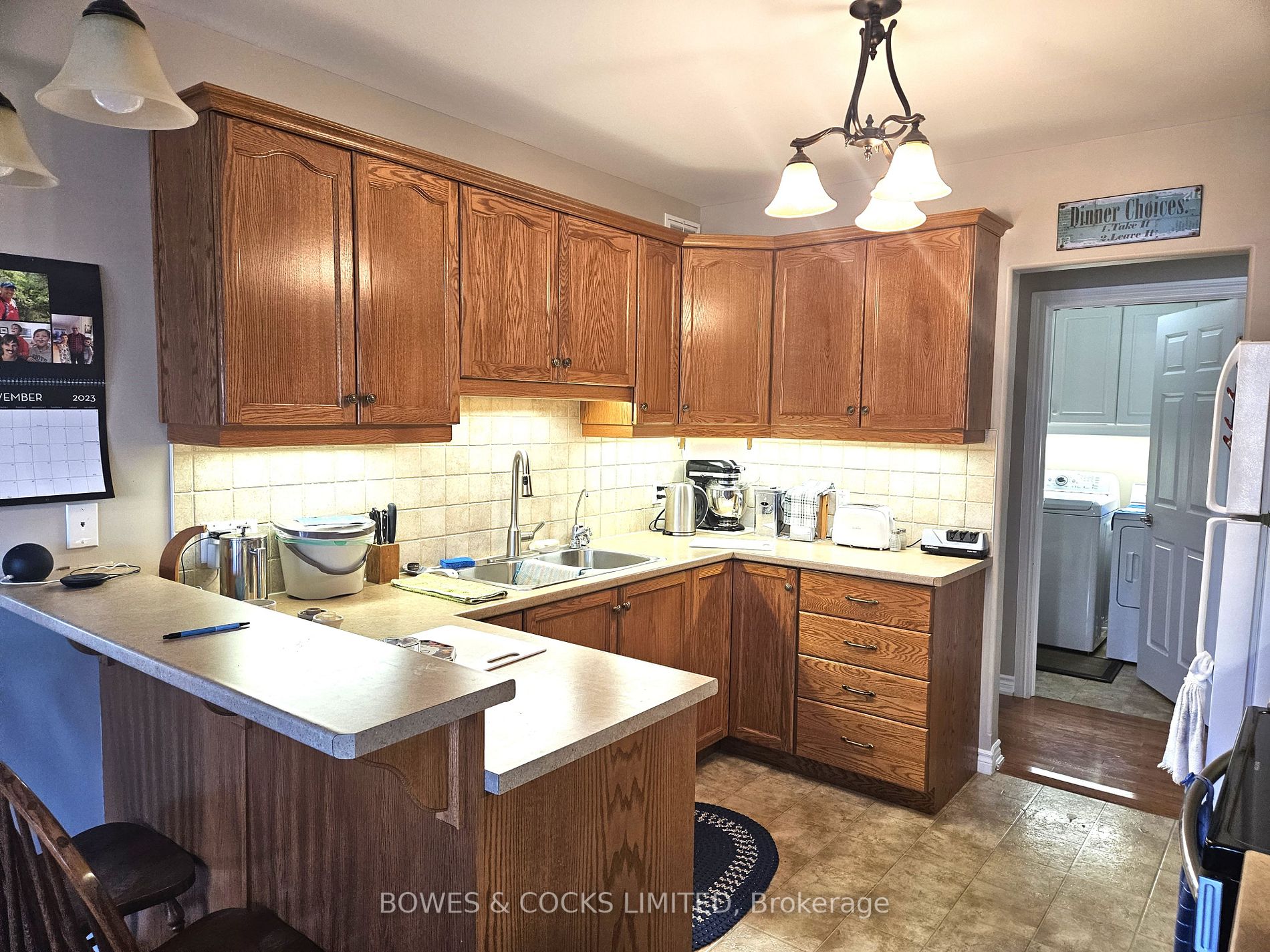 120 Village Cres, #120
