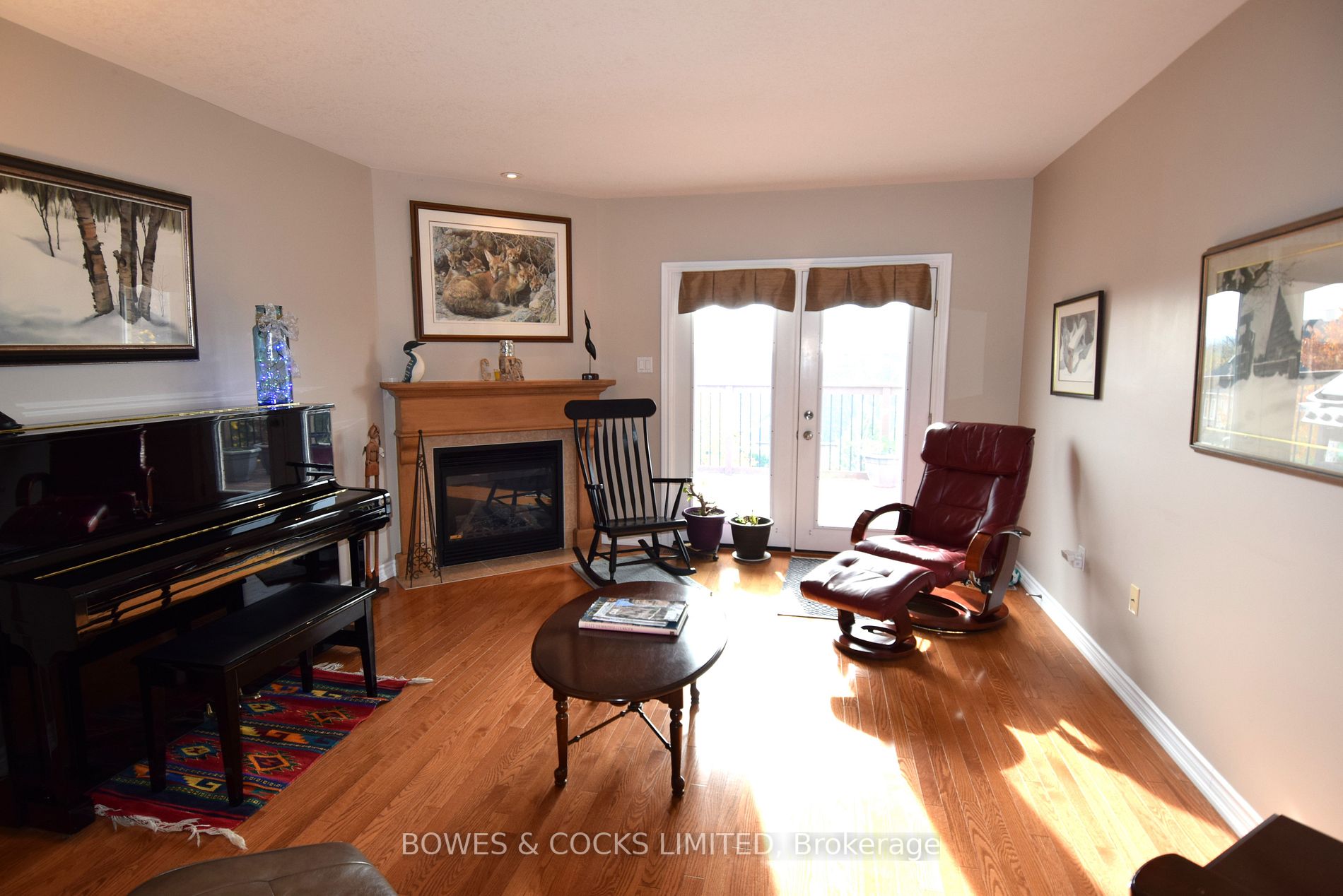 120 Village Cres, #120