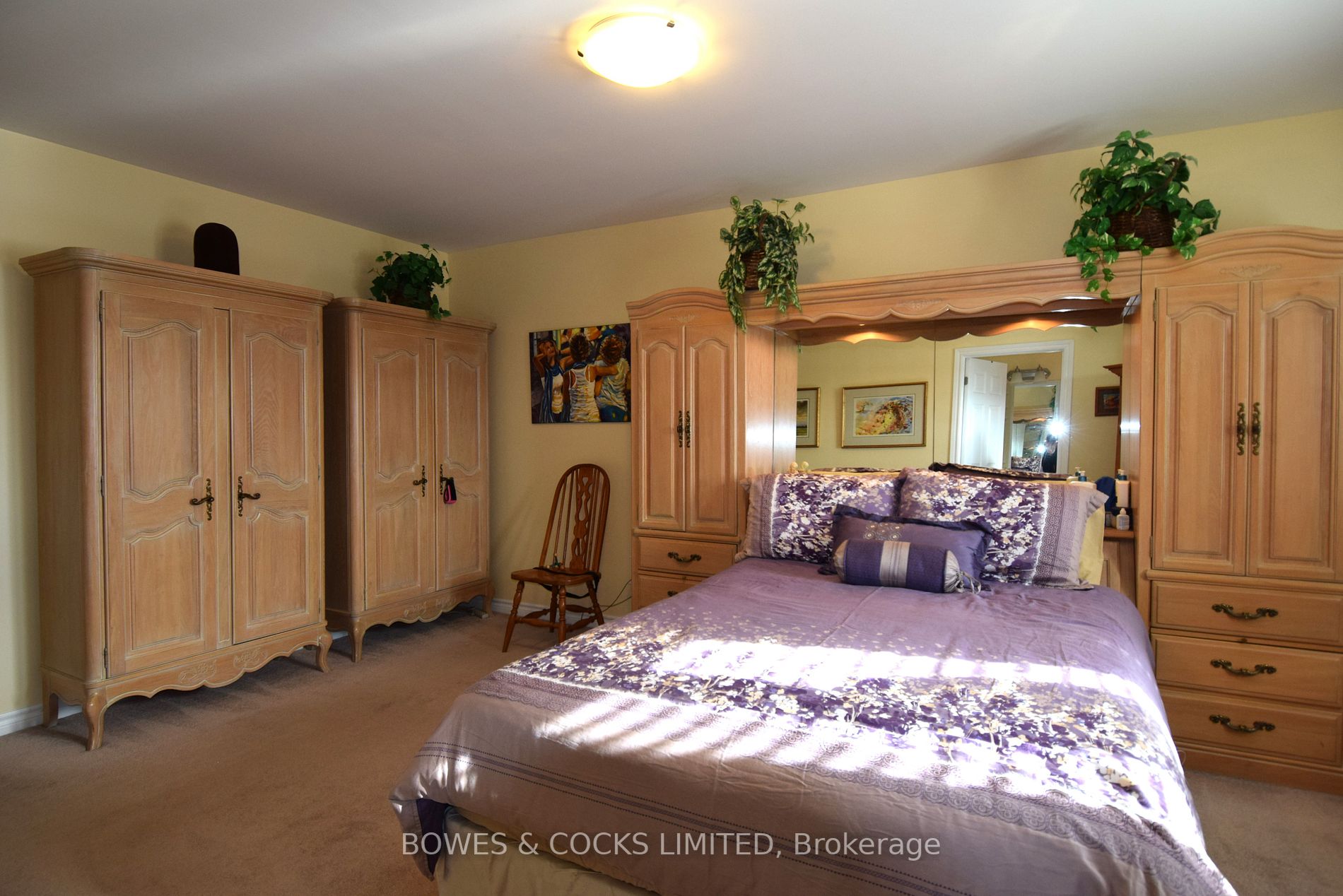 120 Village Cres, #120