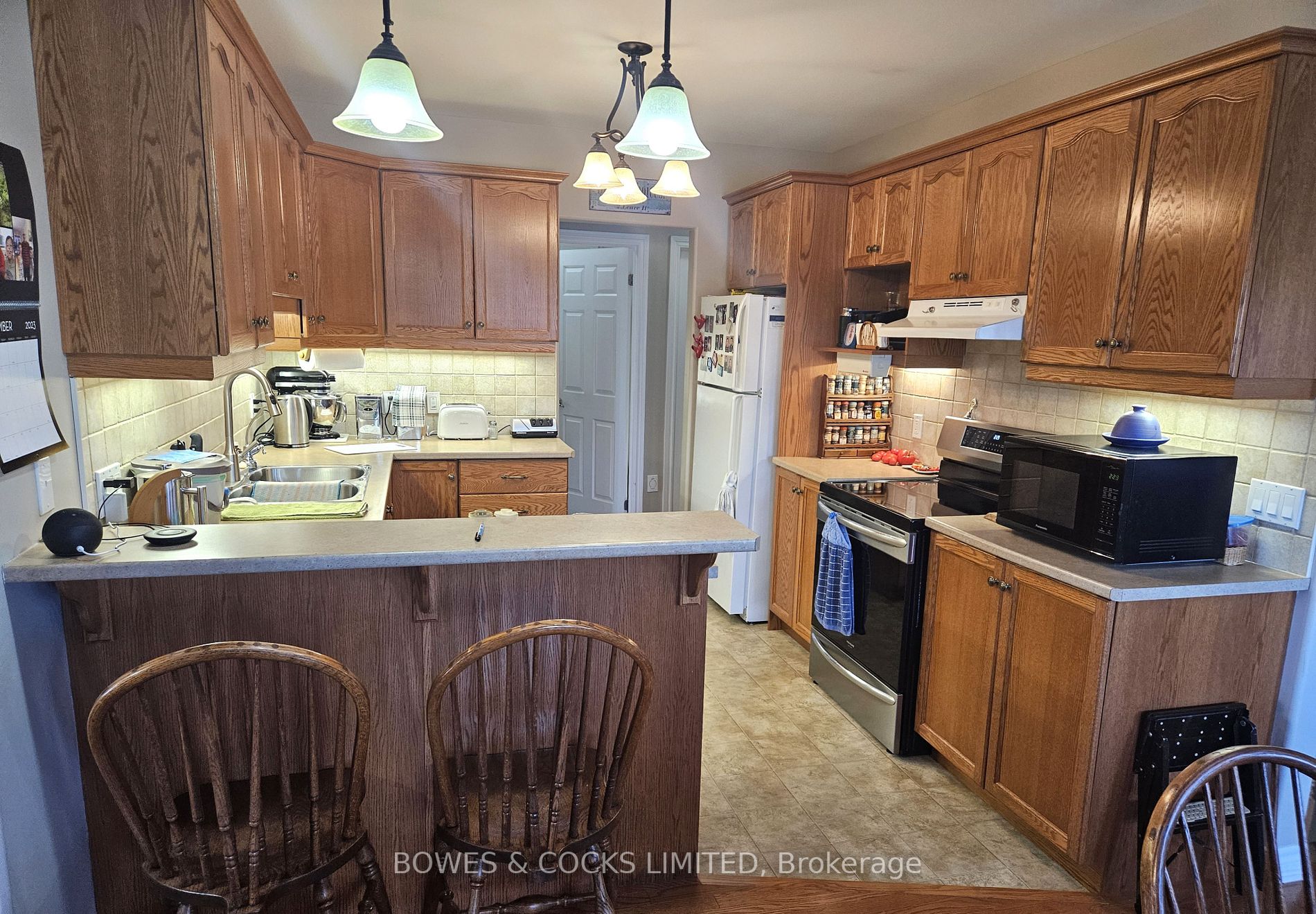120 Village Cres, #120