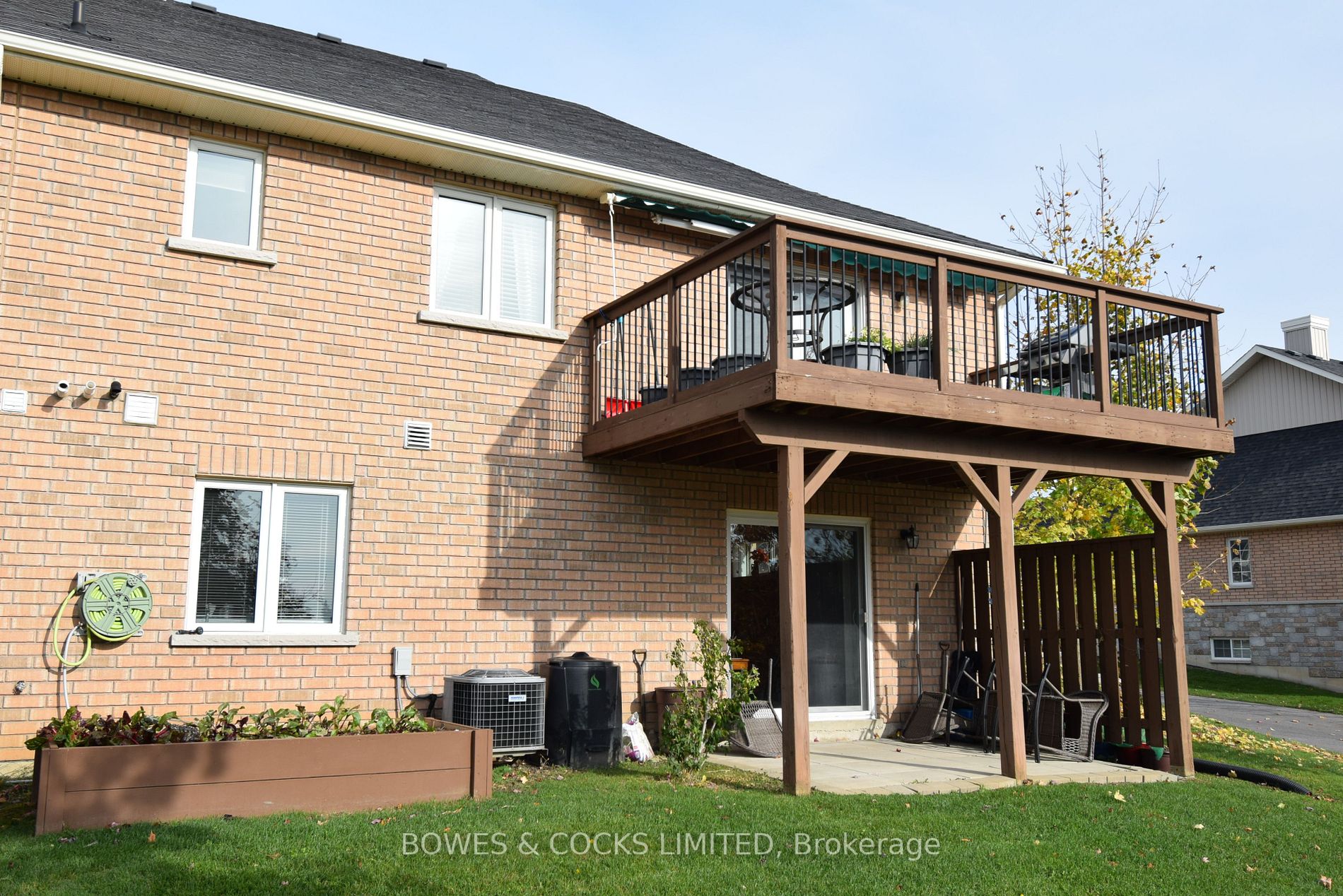 120 Village Cres, #120