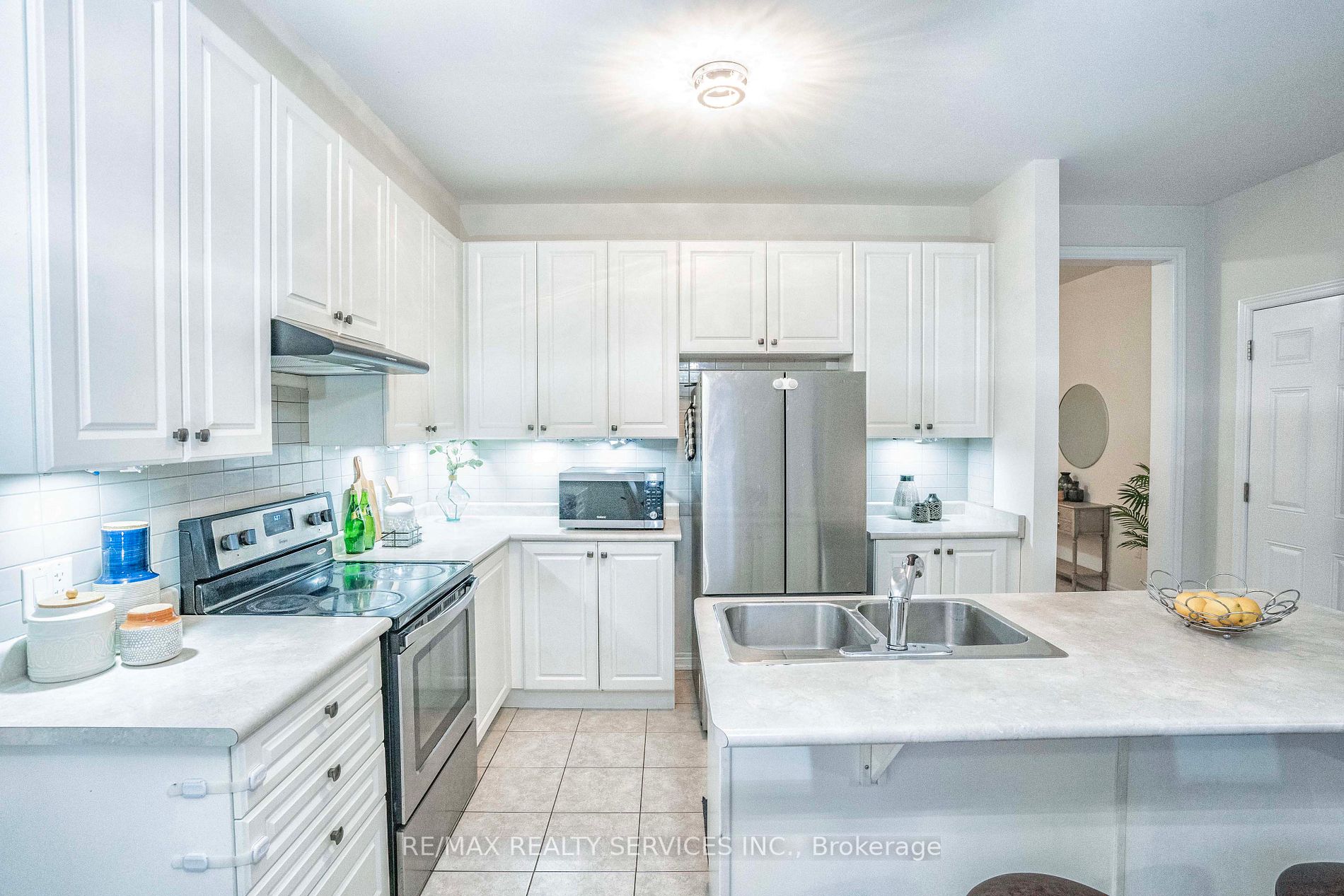 348 Colonel Phillips Dr