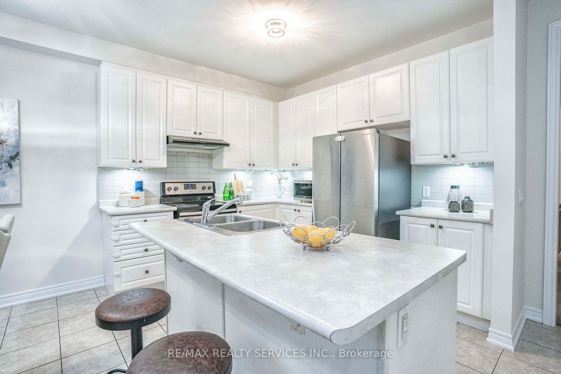 348 Colonel Phillips Dr