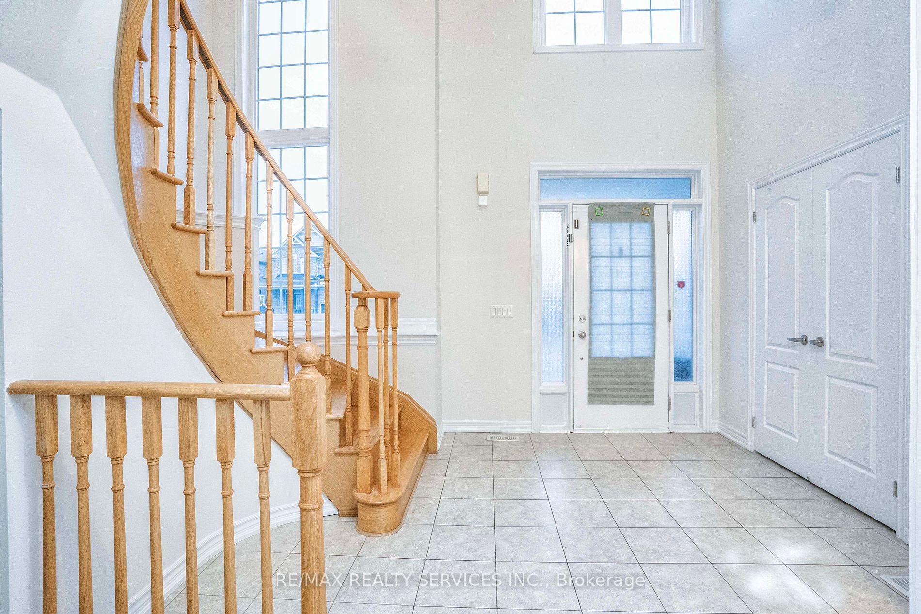 348 Colonel Phillips Dr