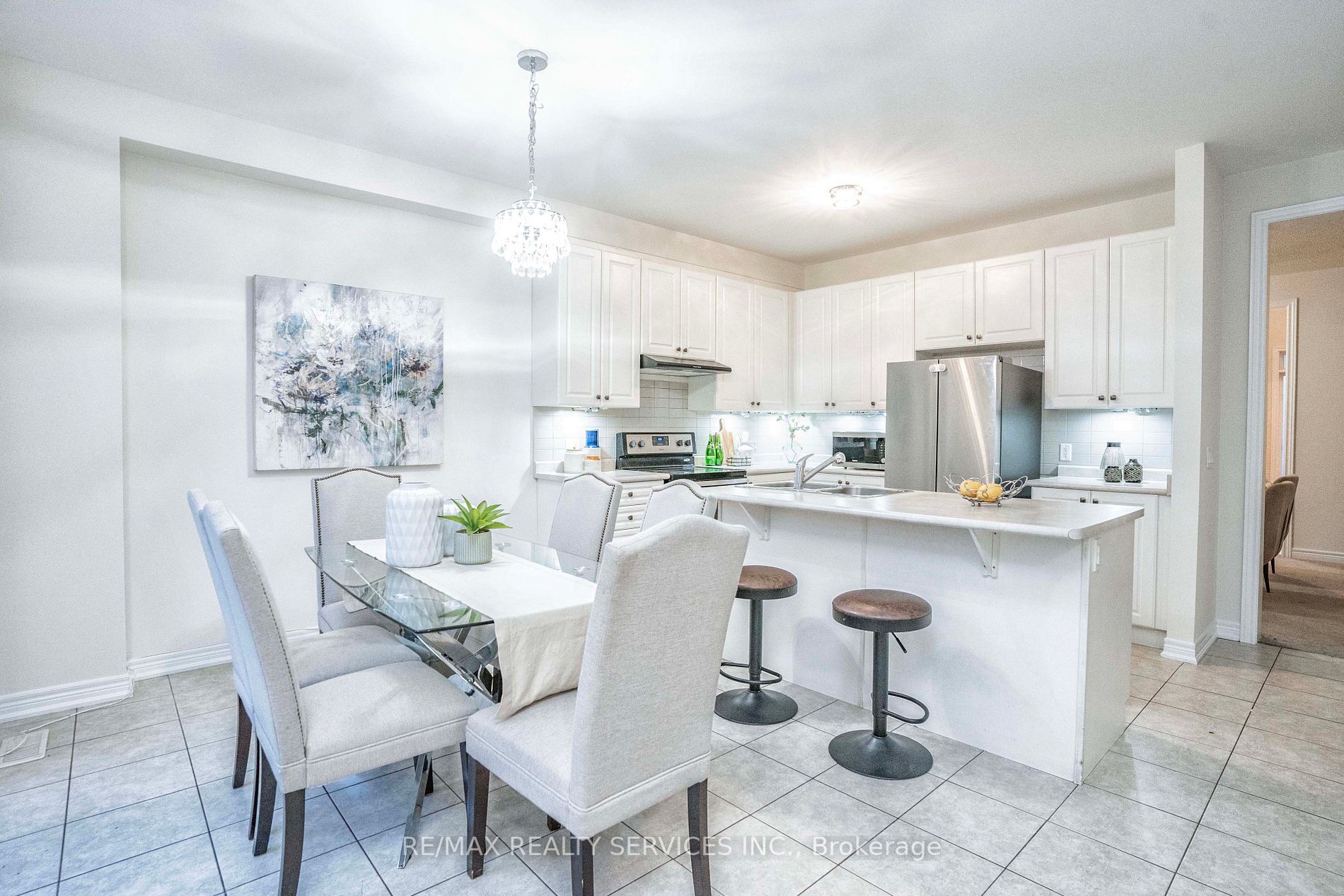 348 Colonel Phillips Dr