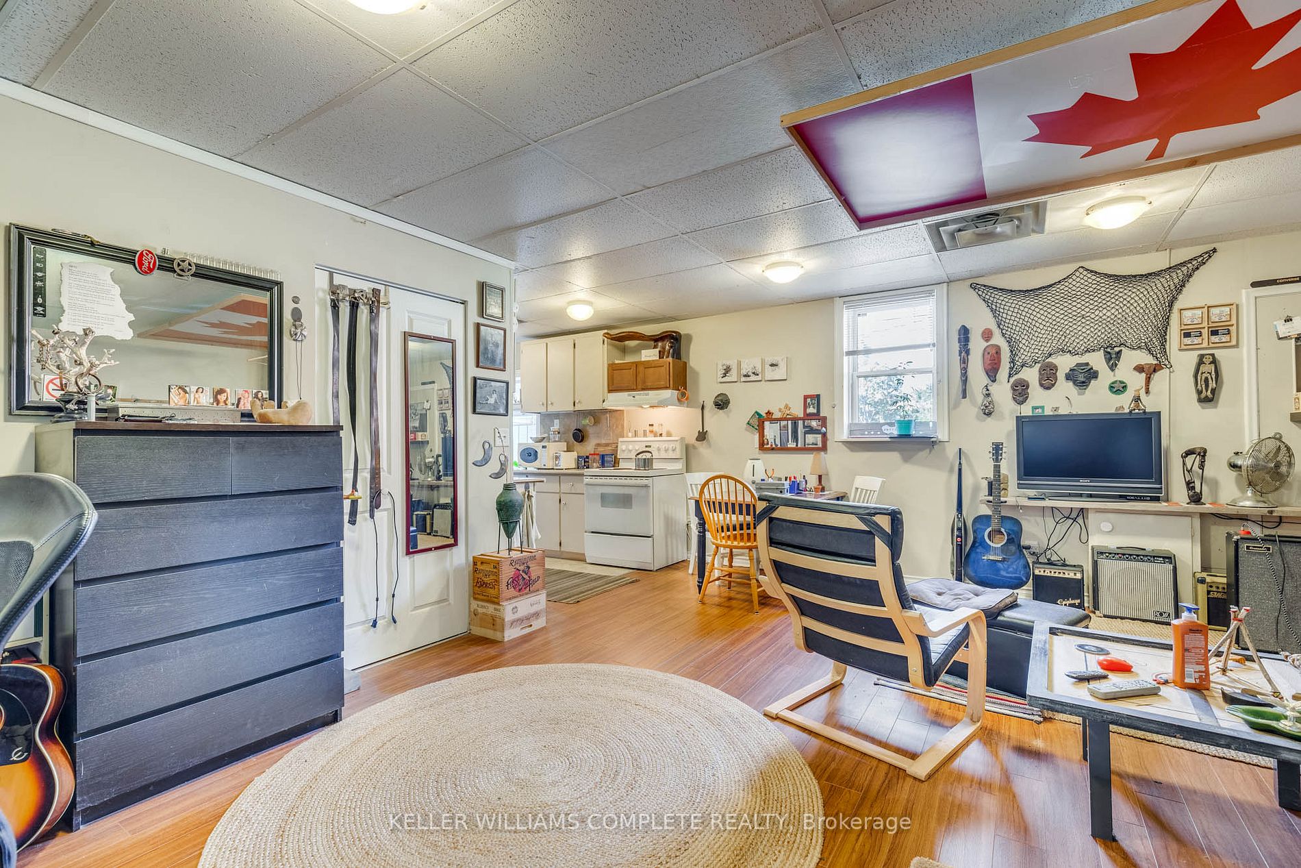 14 Victoria Avenue N