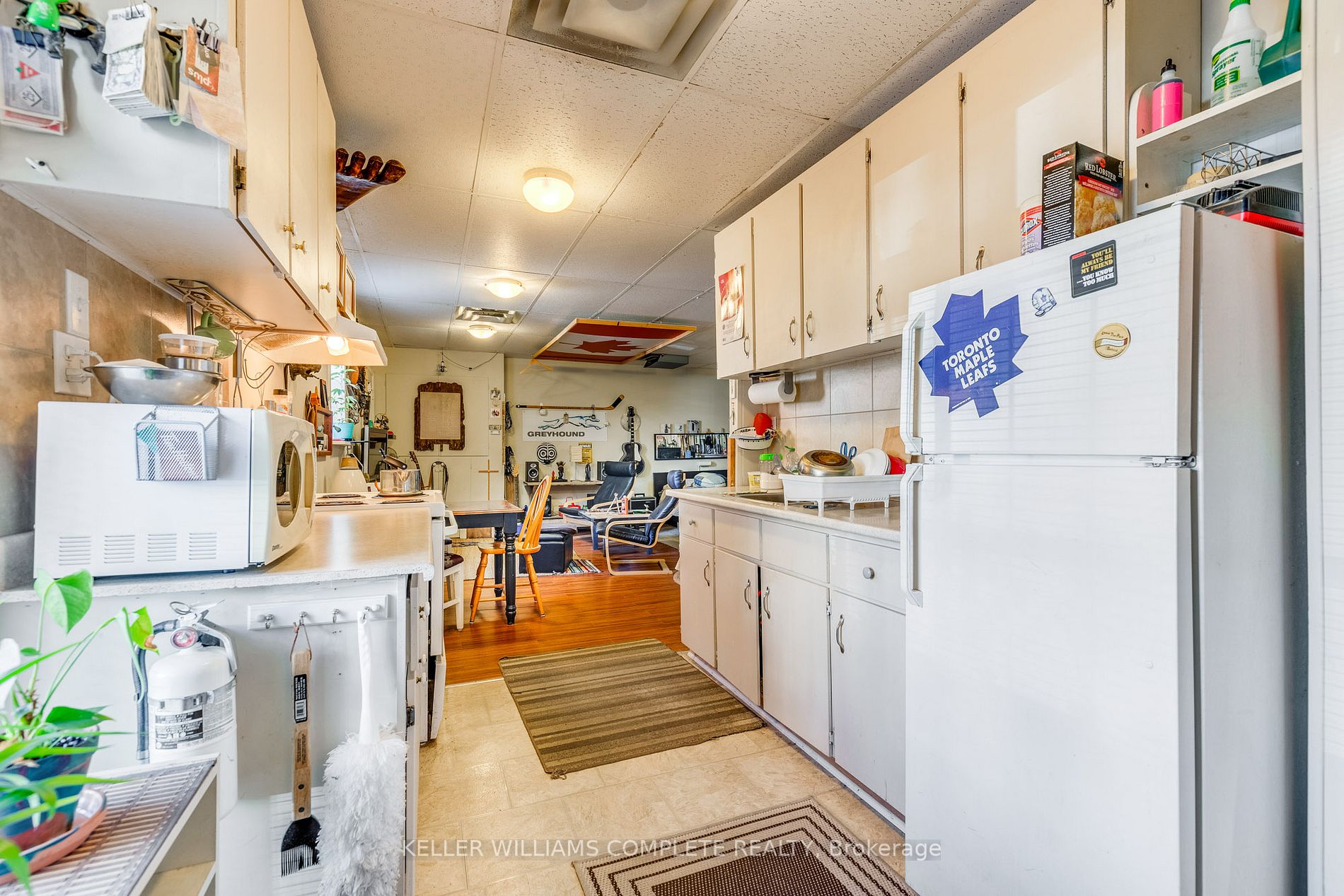 14 Victoria Avenue N
