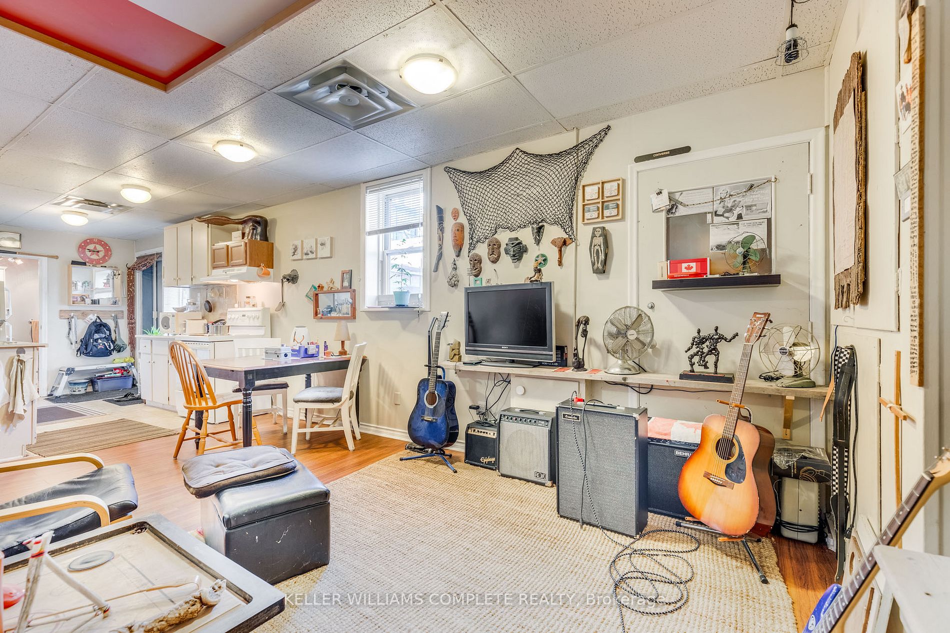 14 Victoria Avenue N