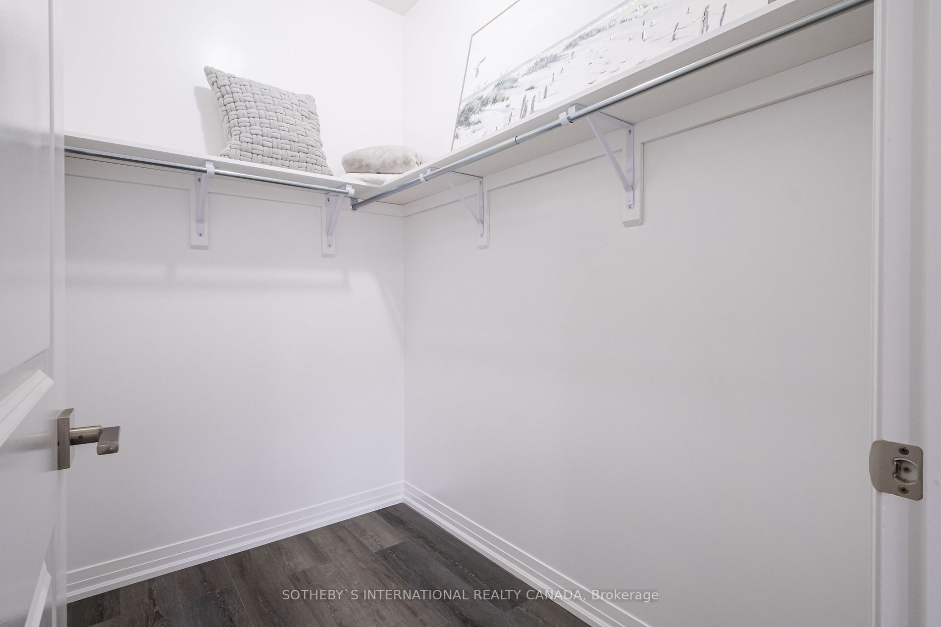 550 Grey St, #40