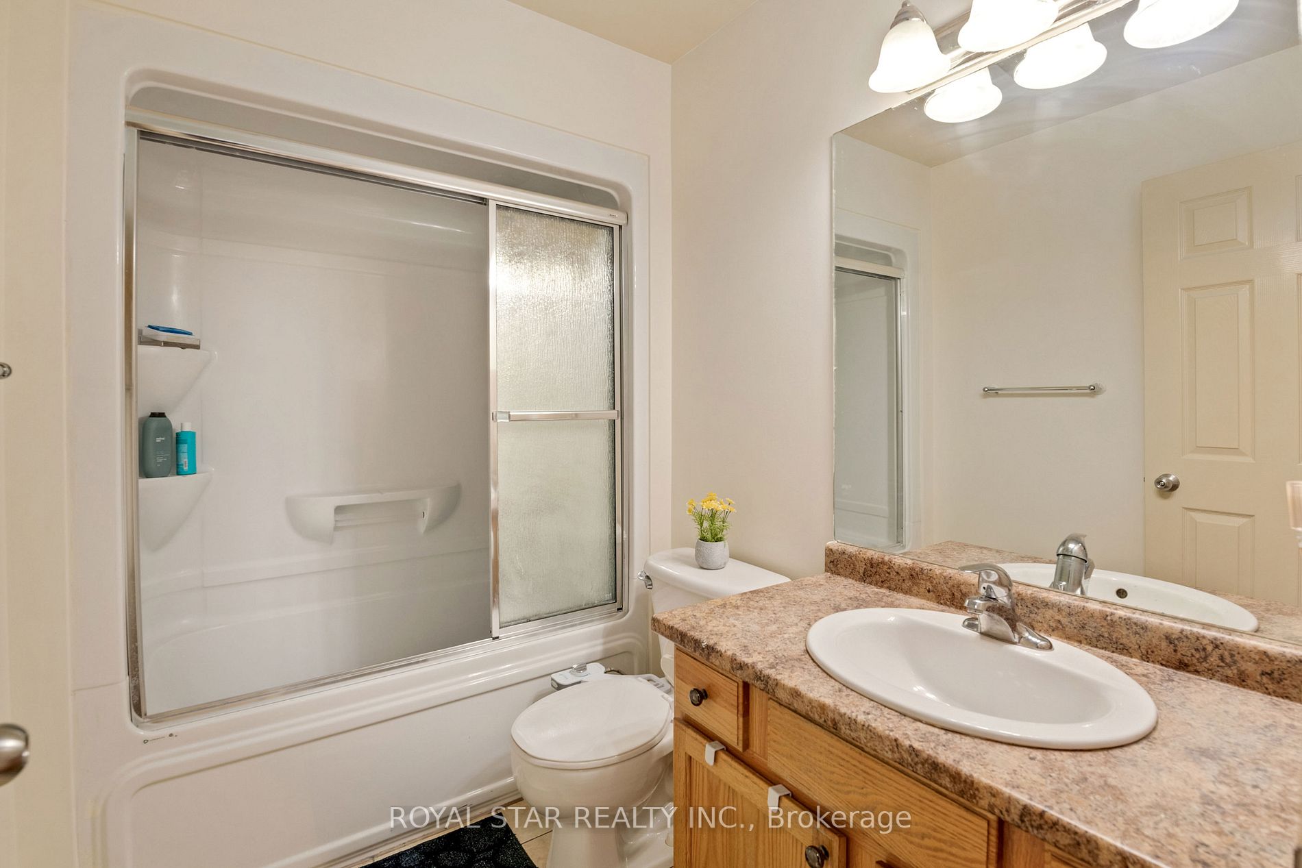 4738 Whitefish Cres