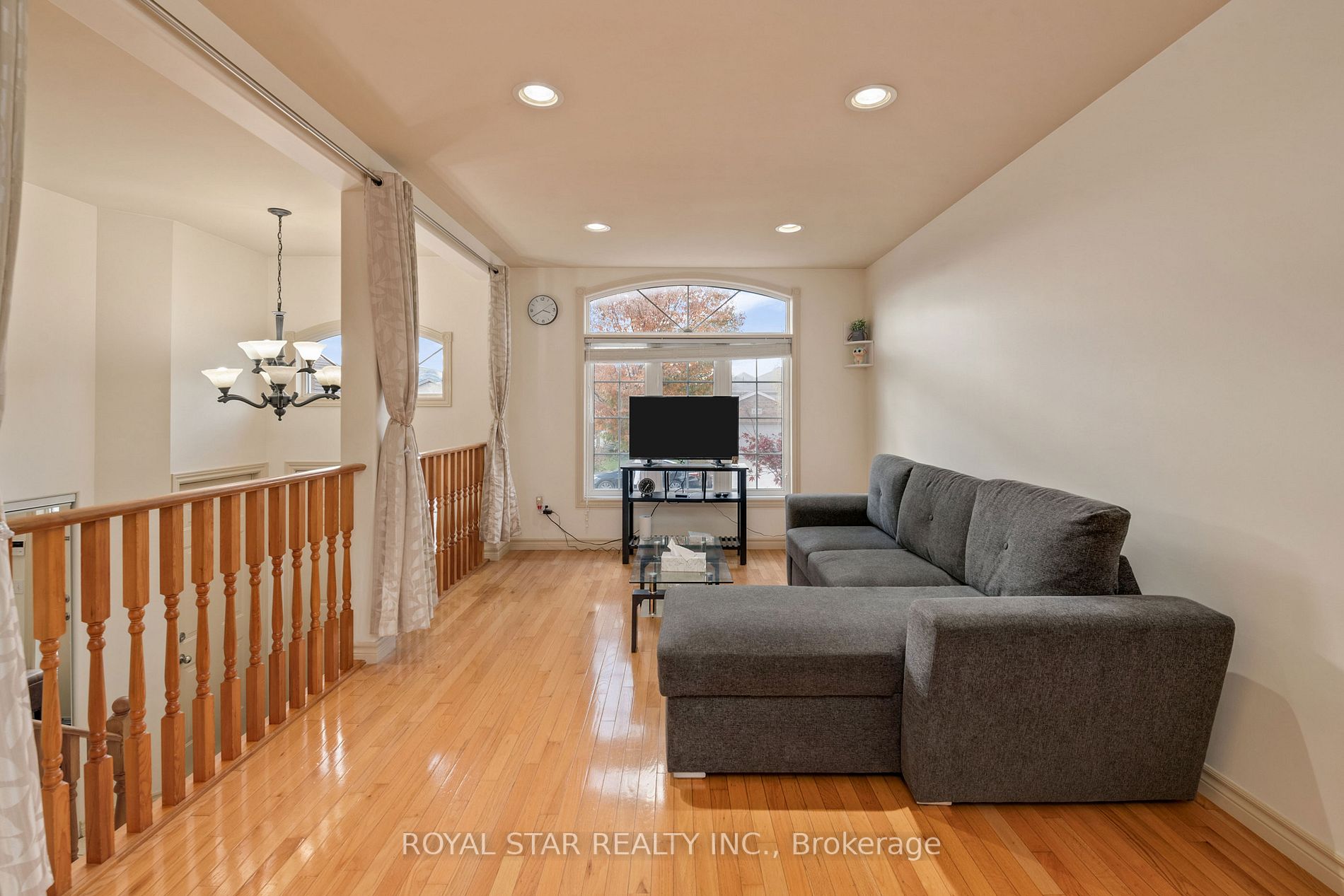 4738 Whitefish Cres