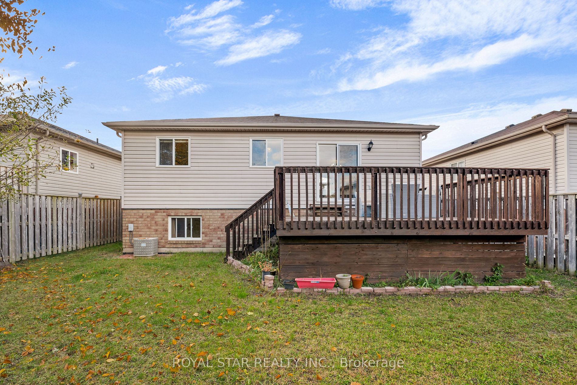 4738 Whitefish Cres