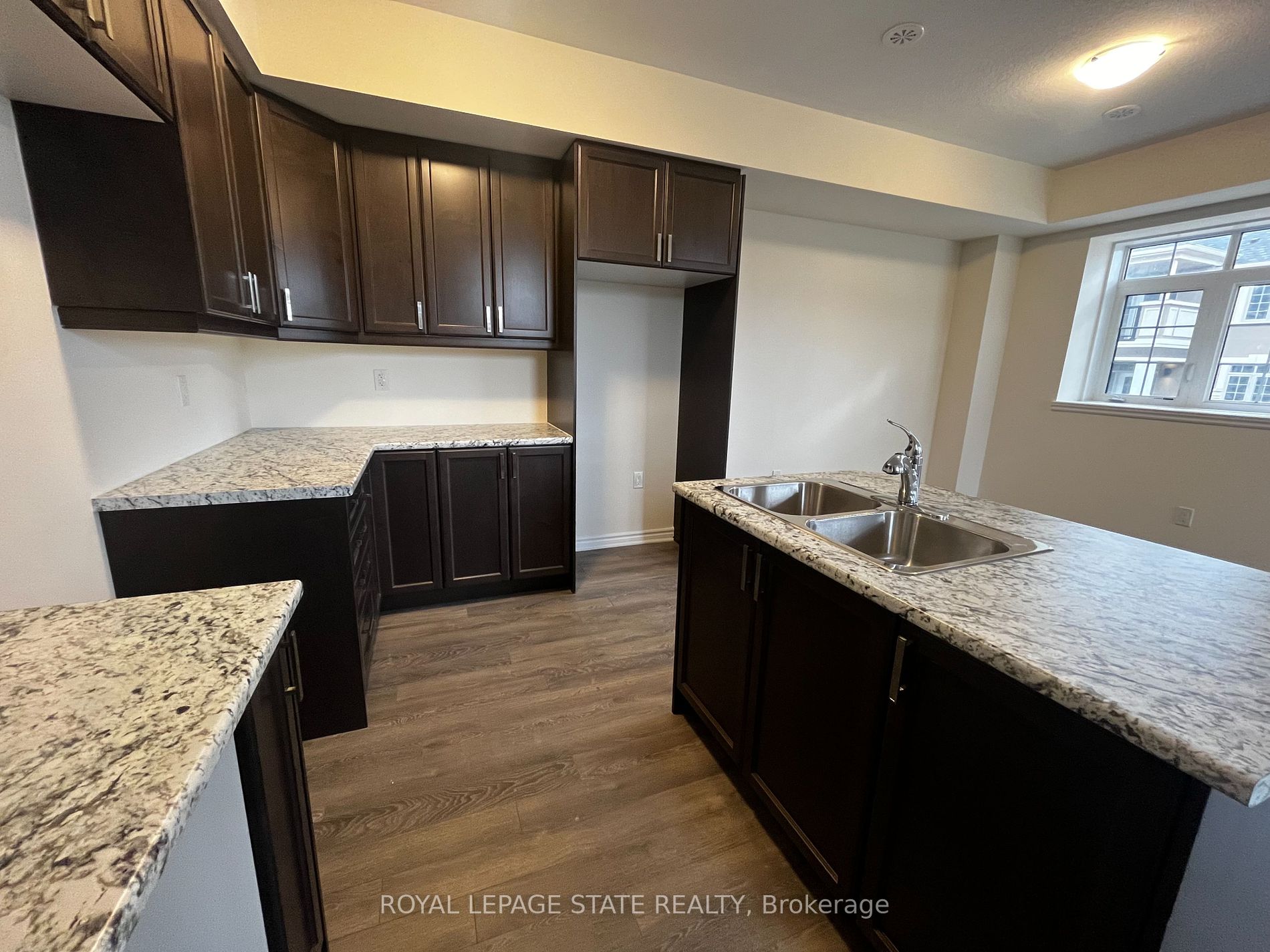 305 Garner Rd W, #40