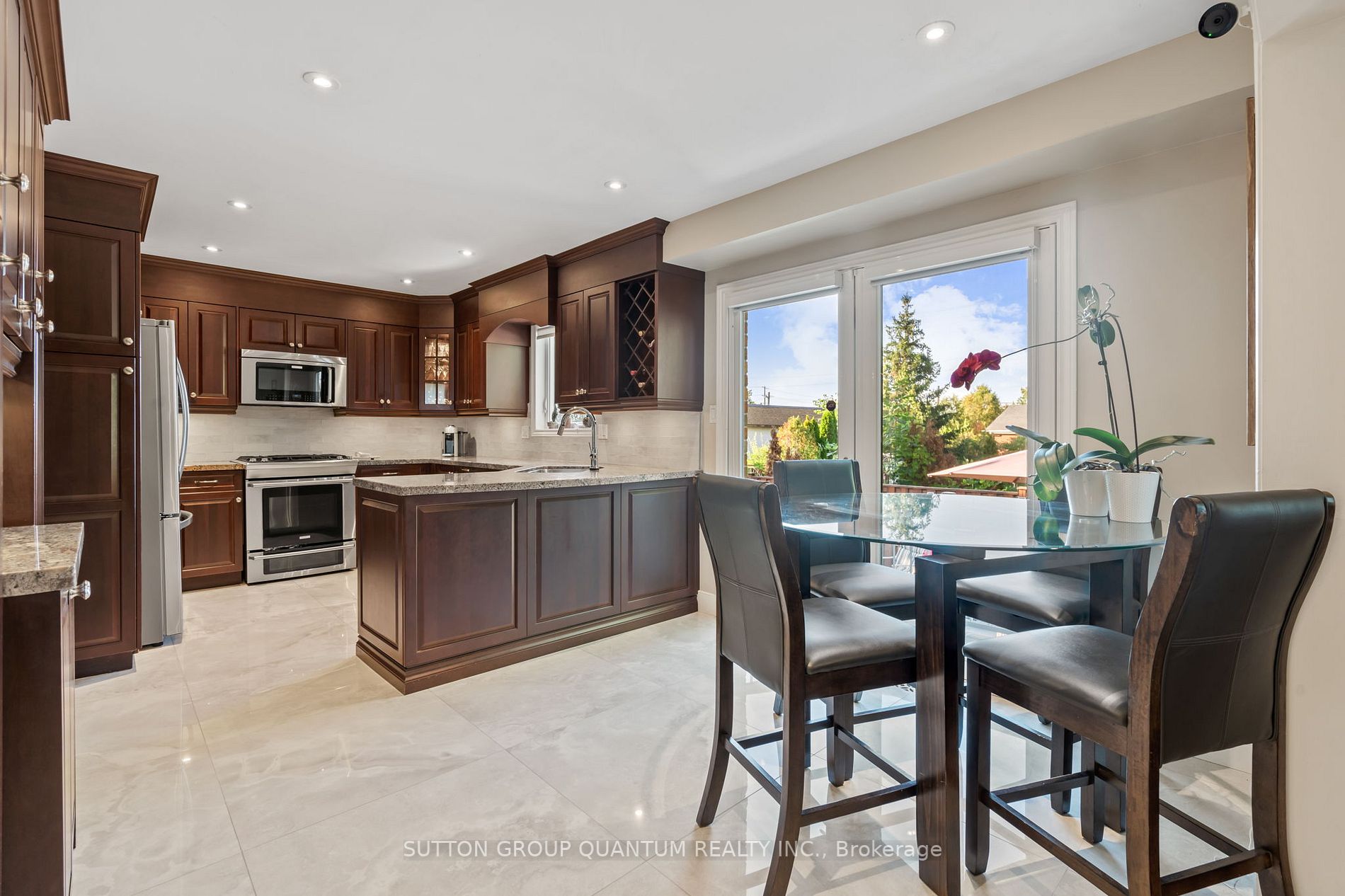 102 Seaton Place Dr