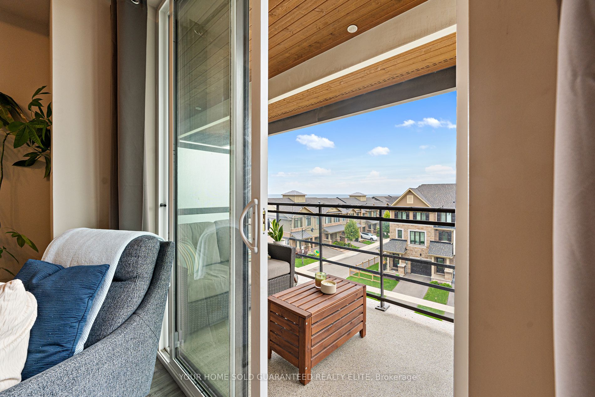 10 Esplanade Lane, #411