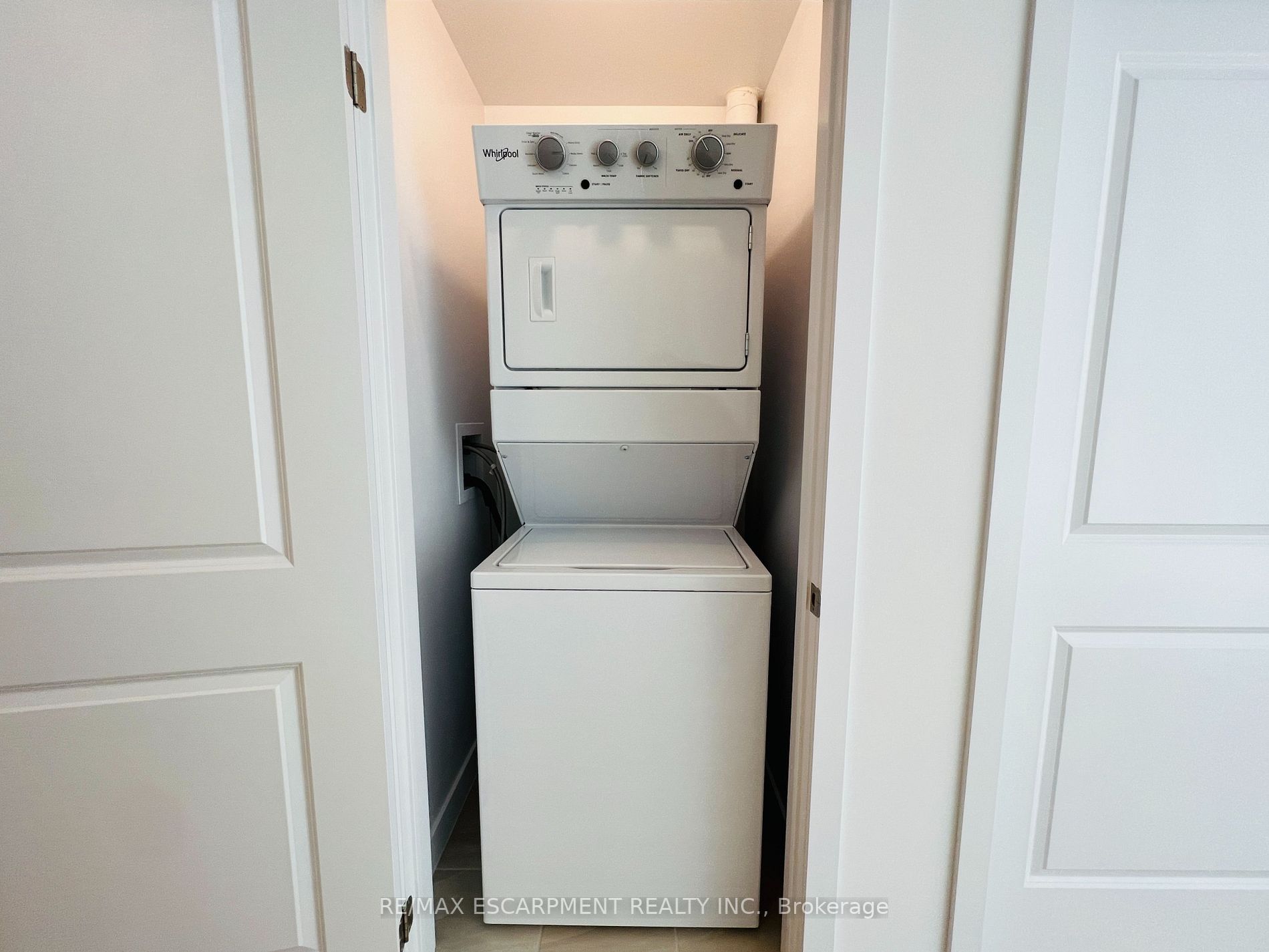 460 Dundas St E, #336