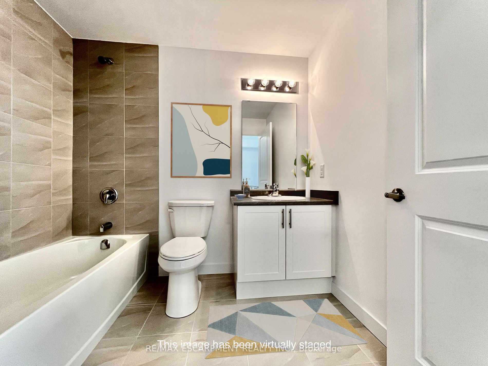 460 Dundas St E, #336