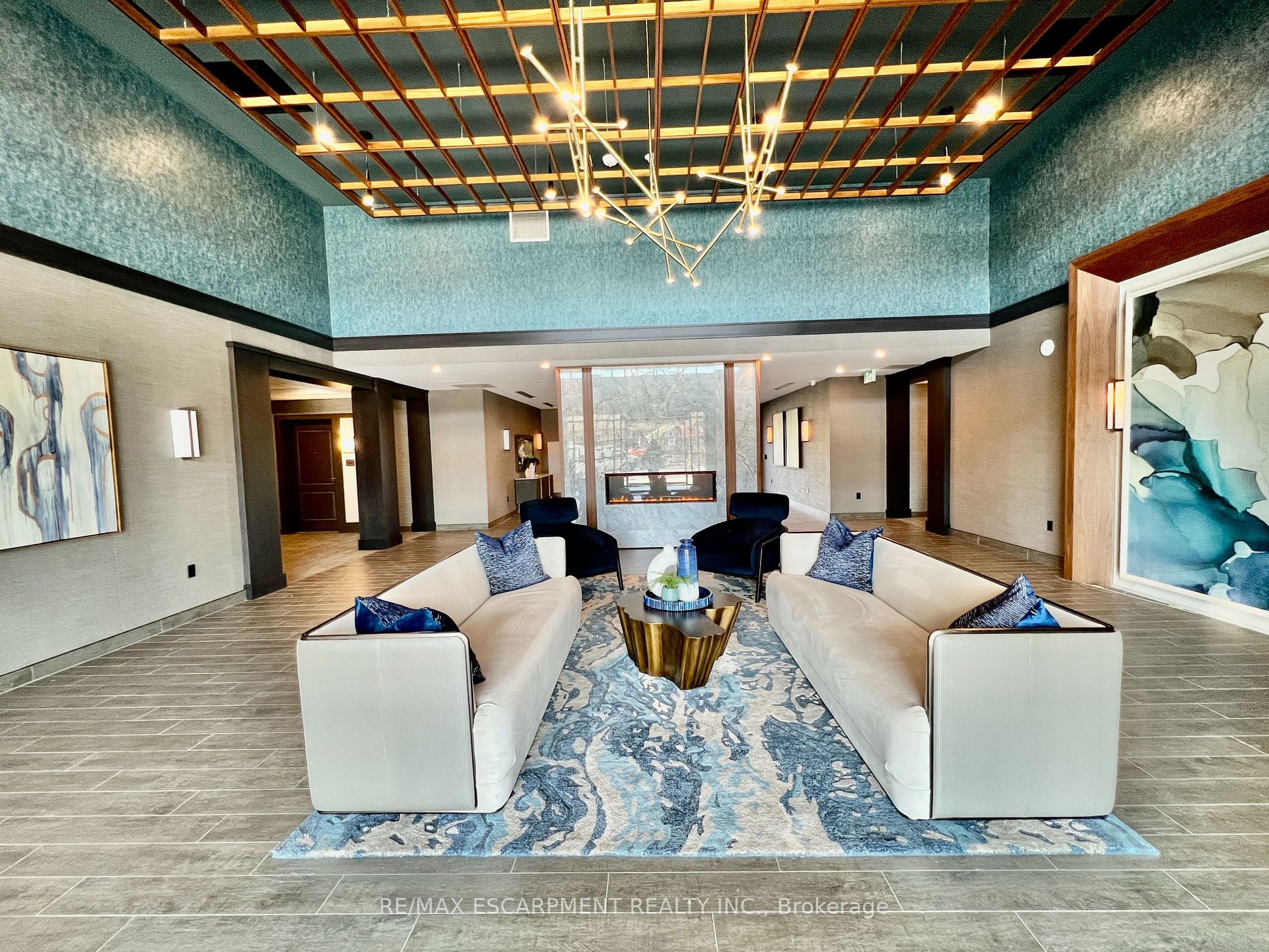 460 Dundas St E, #336