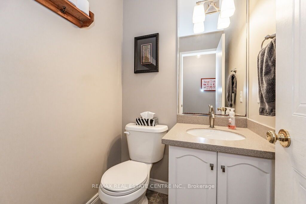 35 Southcreek Tr