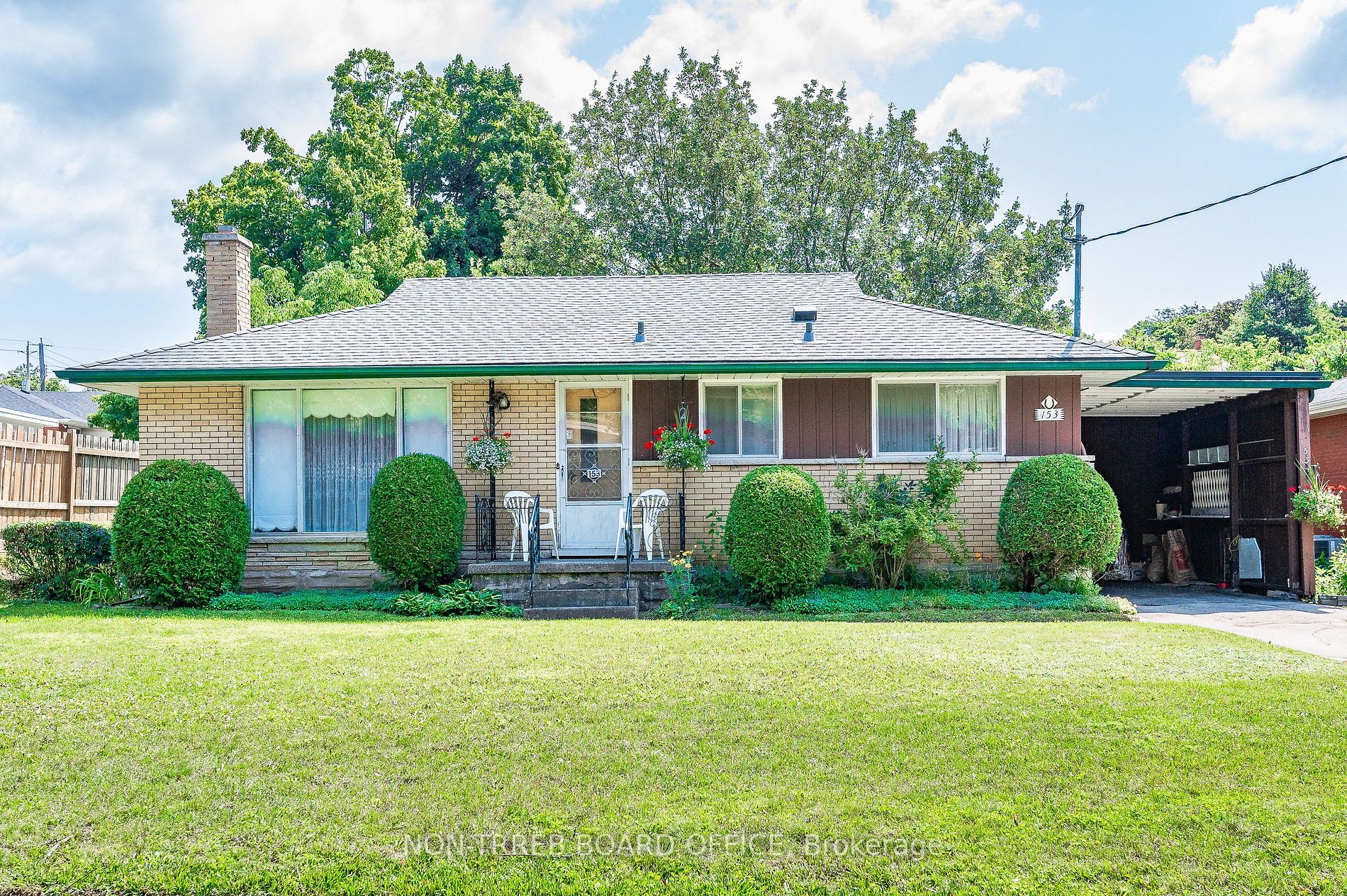 153 Carwood Ave