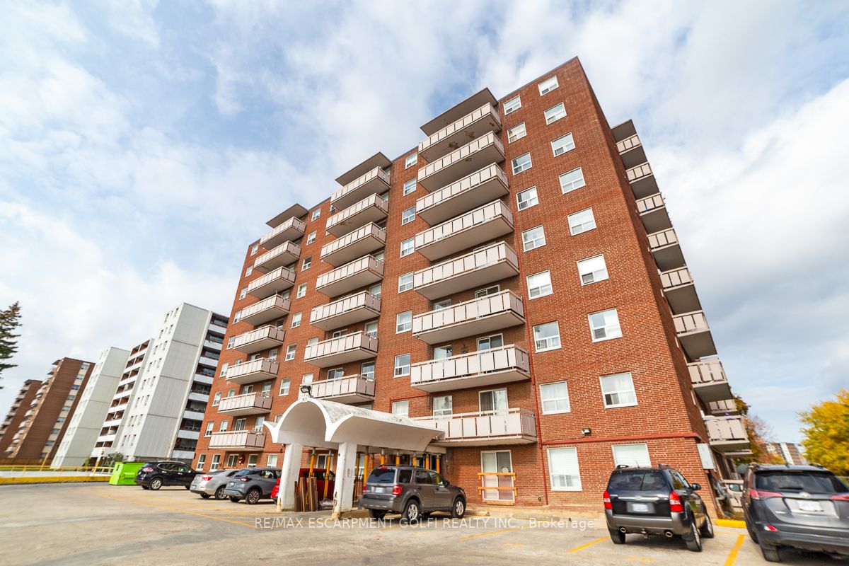 851 Queenston Rd, #708