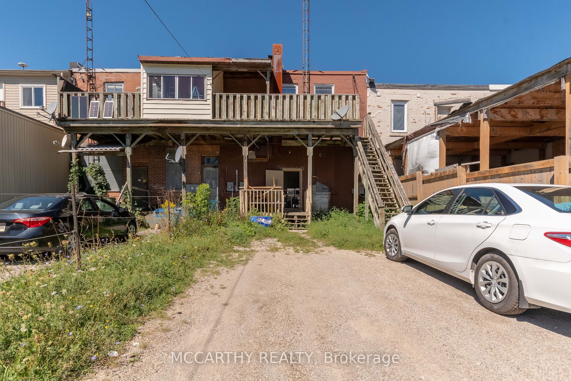 115 Main St E